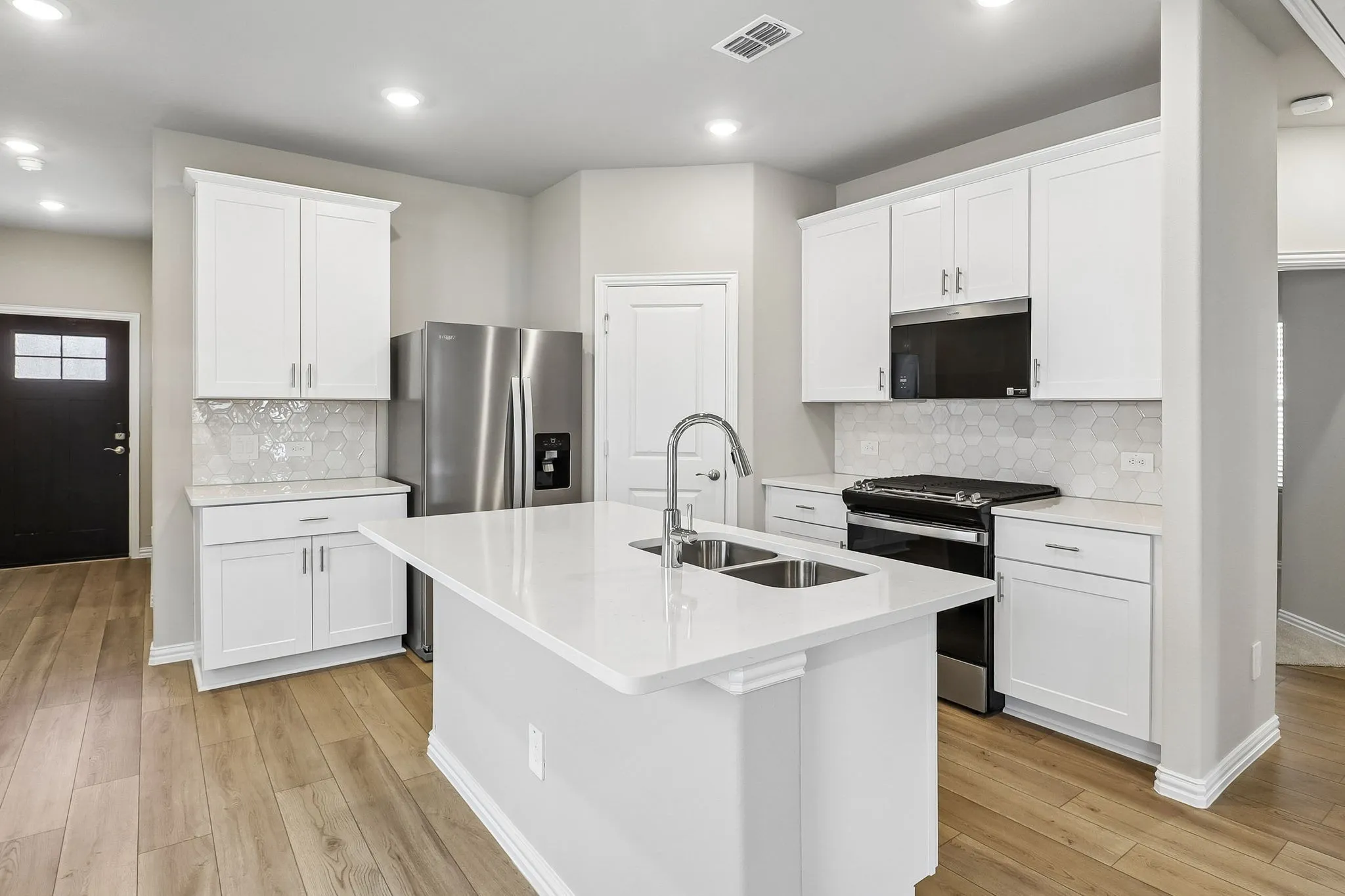 Single Family Residence For Sale in Collin County , 3057 O Pines Drive, Farmersville, Texas 75442, 3 Bedroom, 2 Bathroom, 2 Garage spaces, 1,478 Sqft, built in 2026, mls#21327293, Real Estate Agent in Farmersville, Homes For Sale in Collin county, Homes For Sale in Farmersville, Realtor in Farmersville Texas, Real Estate Brokerage Independent Realty Texas, Luminita Cordes Realtor