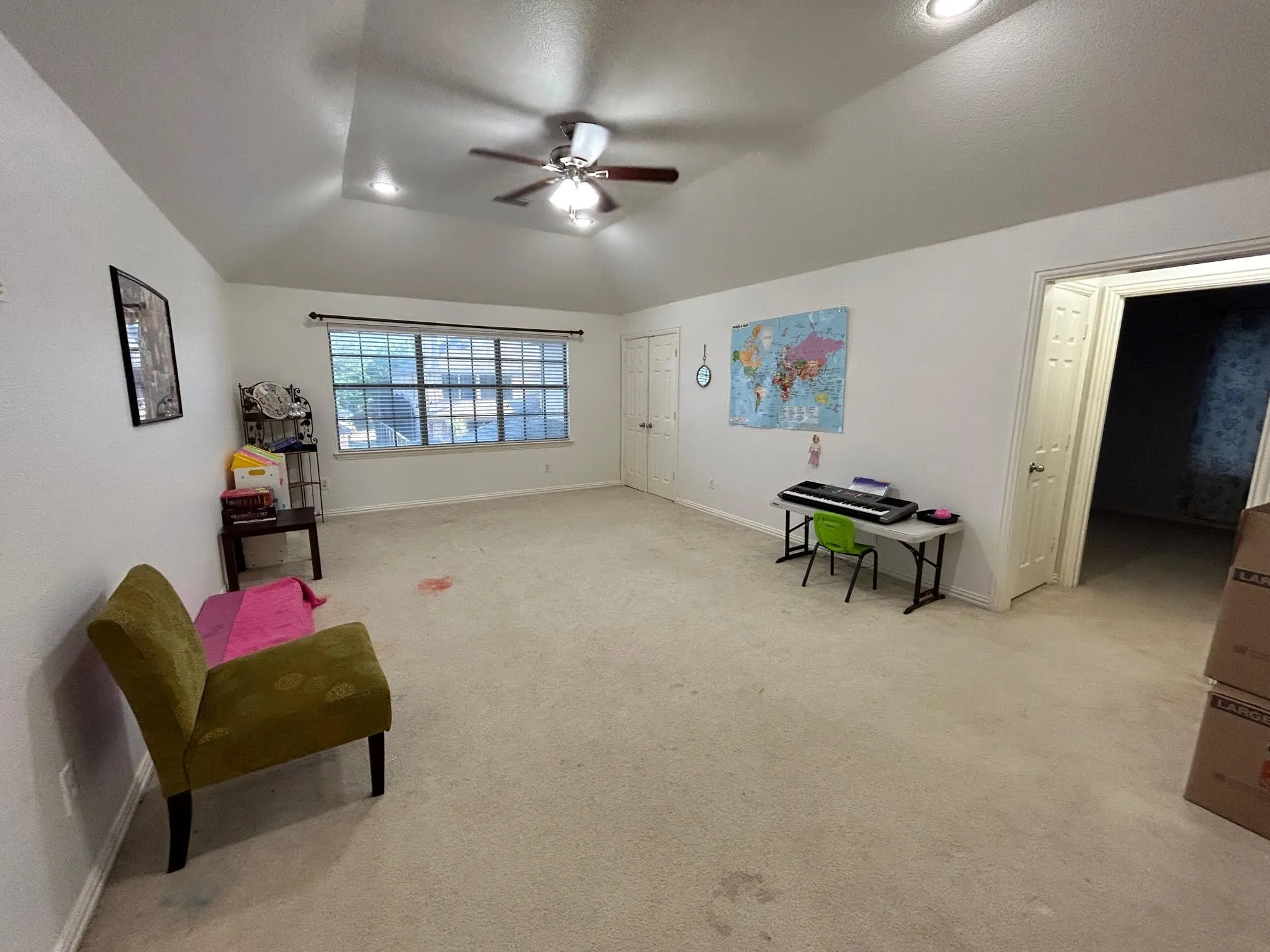 Single Family Residence For Rent in Collin County , 6039 Stanton Place, Frisco, Texas 75033, 4 Bedroom, 4 Bathroom, 2 Garage spaces, 3,267 Sqft, built in 2005, mls#21321783, Real Estate Agent in Frisco, Homes For Rent in Collin county, Homes For Rent in Frisco, Realtor in Frisco Texas, Real Estate Brokerage Independent Realty Texas, Luminita Cordes Realtor