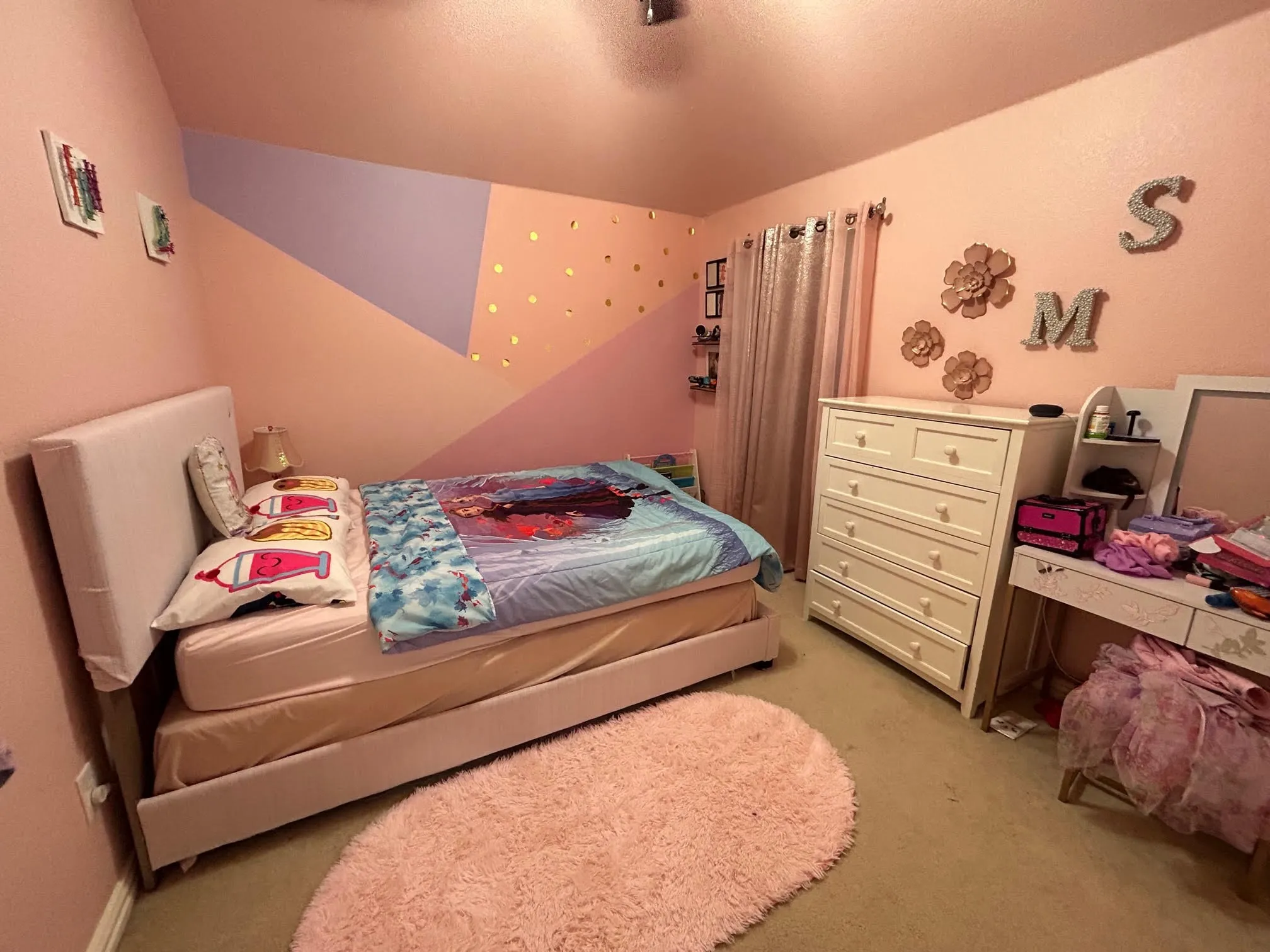 Single Family Residence For Rent in Collin County , 6039 Stanton Place, Frisco, Texas 75033, 4 Bedroom, 4 Bathroom, 2 Garage spaces, 3,267 Sqft, built in 2005, mls#21321783, Real Estate Agent in Frisco, Homes For Rent in Collin county, Homes For Rent in Frisco, Realtor in Frisco Texas, Real Estate Brokerage Independent Realty Texas, Luminita Cordes Realtor