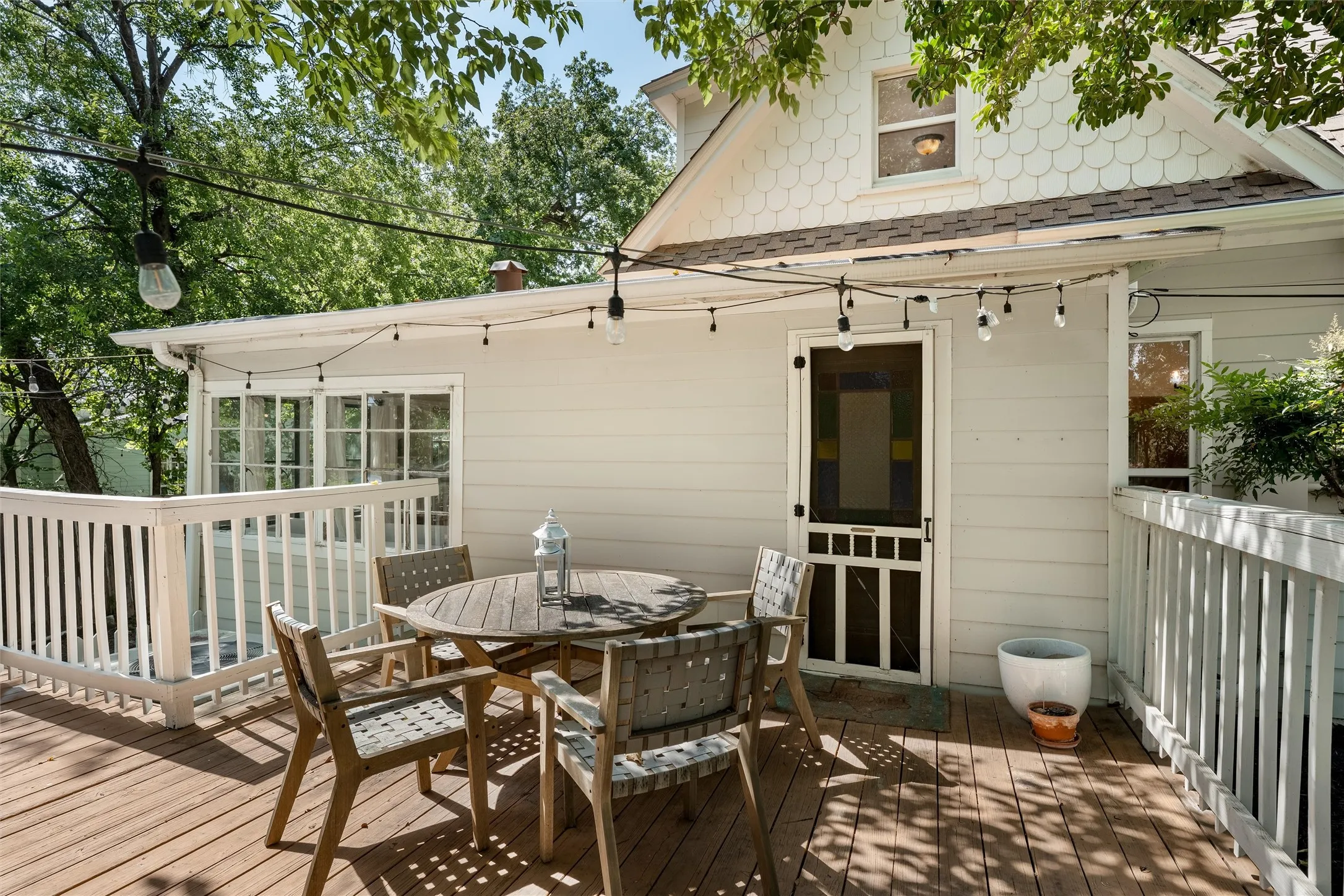 Single Family Residence For Sale in Collin County , 704 N College Street, Mc Kinney, Texas 75069, 4 Bedroom, 2 Bathroom, Garage spaces, 2,101 Sqft, built in 1925, mls#21325922, Real Estate Agent in Mc Kinney, Homes For Sale in Collin county, Homes For Sale in Mc Kinney, Realtor in Mc Kinney Texas, Real Estate Brokerage Independent Realty Texas, Luminita Cordes Realtor