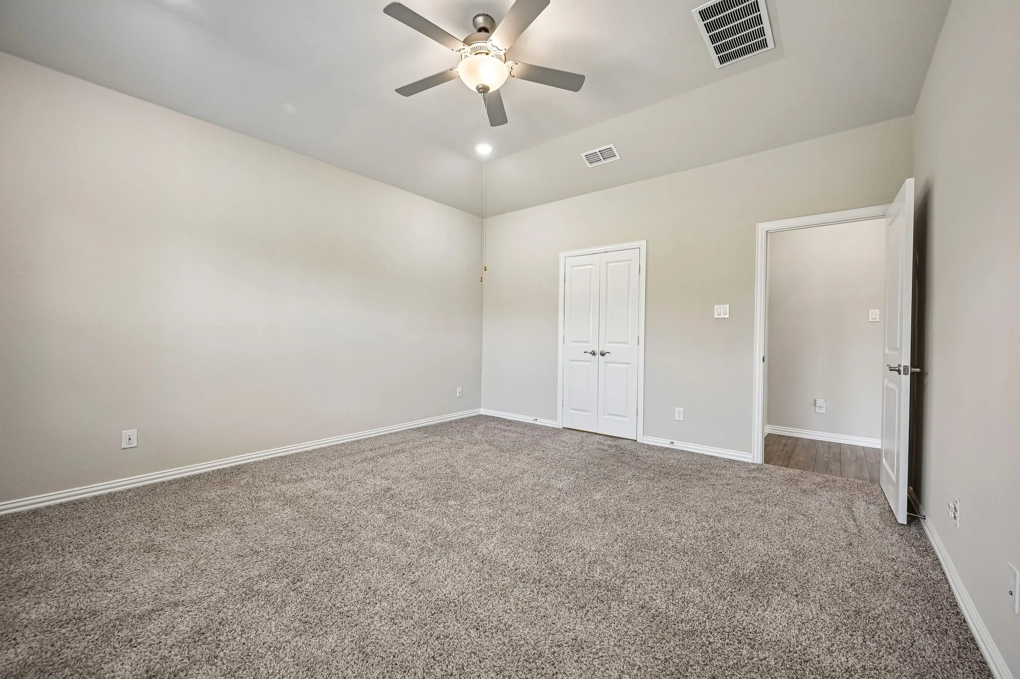 Single Family Residence For Sale in Collin County , 209 Rocky Road, Melissa, Texas 75454, 5 Bedroom, 3 Bathroom, 2 Garage spaces, 3,015 Sqft, built in 2023, mls#21319509, Real Estate Agent in Melissa, Homes For Sale in Collin county, Homes For Sale in Melissa, Realtor in Melissa Texas, Real Estate Brokerage Independent Realty Texas, Luminita Cordes Realtor
