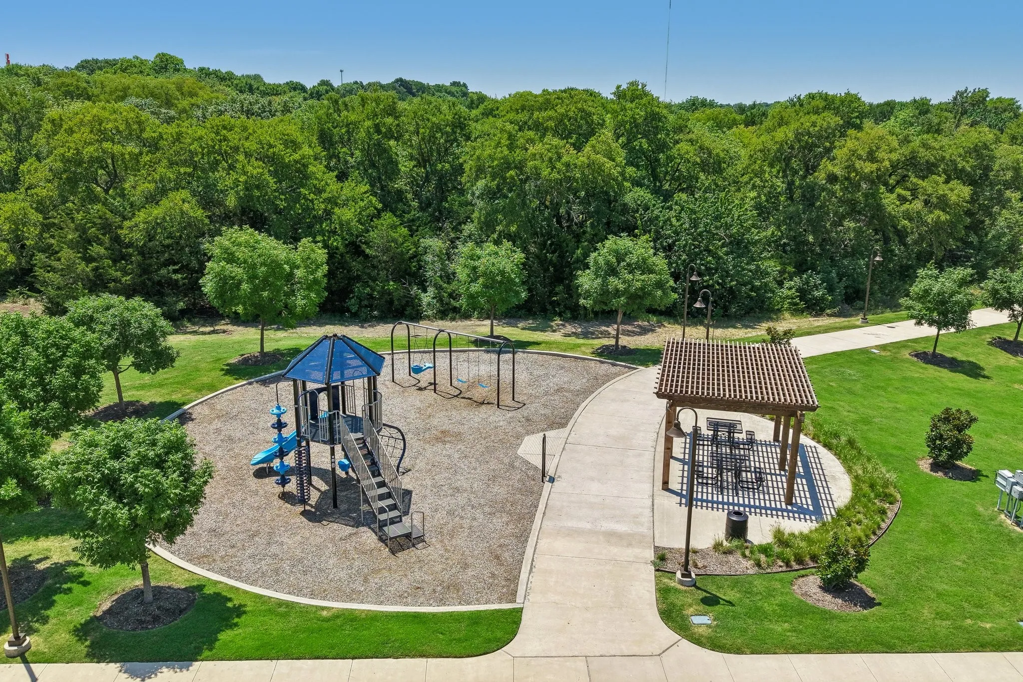 Single Family Residence For Sale in Collin County , 209 Rocky Road, Melissa, Texas 75454, 5 Bedroom, 3 Bathroom, 2 Garage spaces, 3,015 Sqft, built in 2023, mls#21319509, Real Estate Agent in Melissa, Homes For Sale in Collin county, Homes For Sale in Melissa, Realtor in Melissa Texas, Real Estate Brokerage Independent Realty Texas, Luminita Cordes Realtor