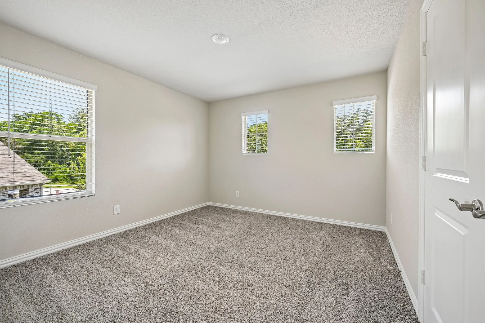 Single Family Residence For Sale in Collin County , 209 Rocky Road, Melissa, Texas 75454, 5 Bedroom, 3 Bathroom, 2 Garage spaces, 3,015 Sqft, built in 2023, mls#21319509, Real Estate Agent in Melissa, Homes For Sale in Collin county, Homes For Sale in Melissa, Realtor in Melissa Texas, Real Estate Brokerage Independent Realty Texas, Luminita Cordes Realtor