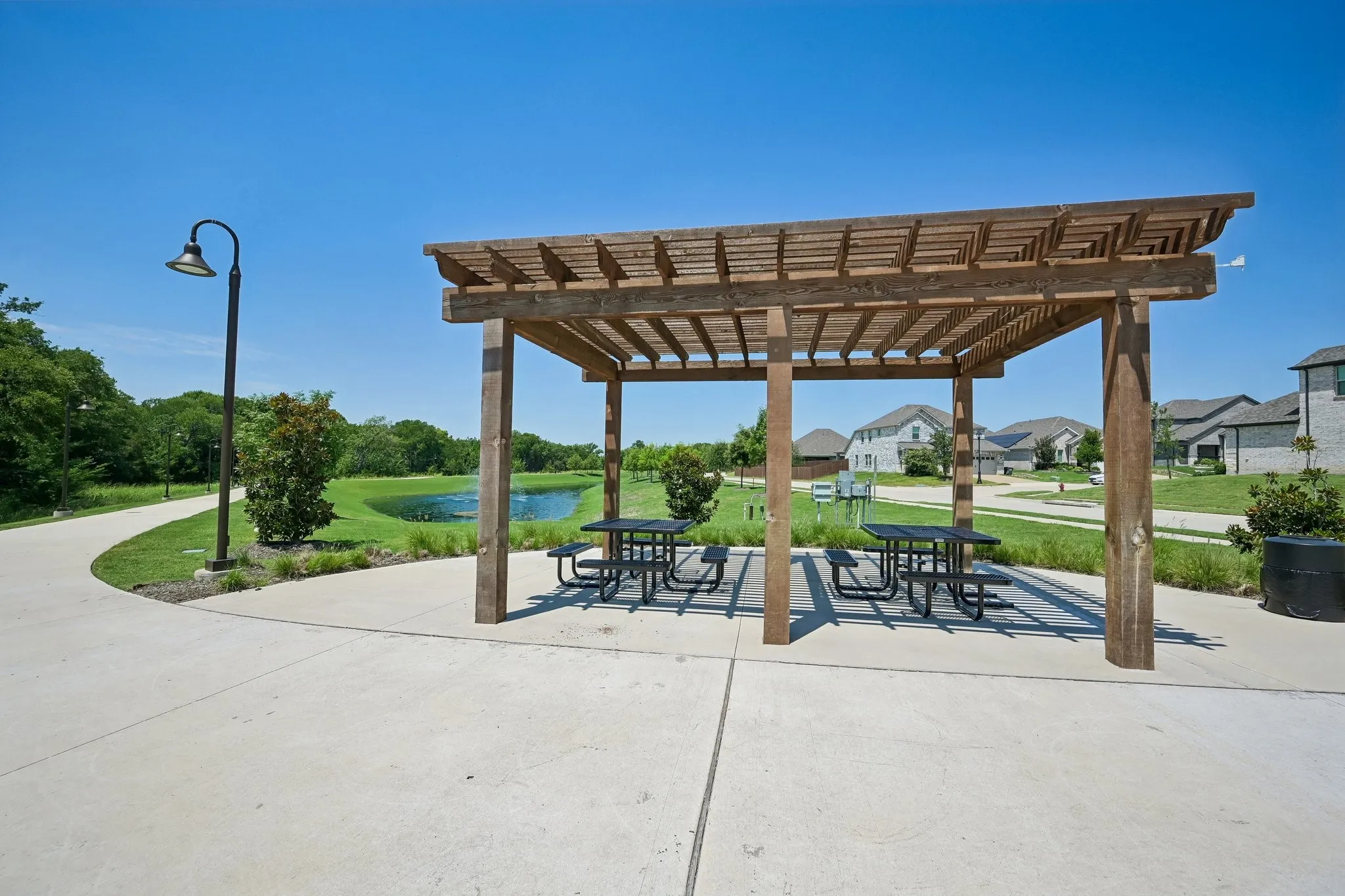 Single Family Residence For Sale in Collin County , 209 Rocky Road, Melissa, Texas 75454, 5 Bedroom, 3 Bathroom, 2 Garage spaces, 3,015 Sqft, built in 2023, mls#21319509, Real Estate Agent in Melissa, Homes For Sale in Collin county, Homes For Sale in Melissa, Realtor in Melissa Texas, Real Estate Brokerage Independent Realty Texas, Luminita Cordes Realtor