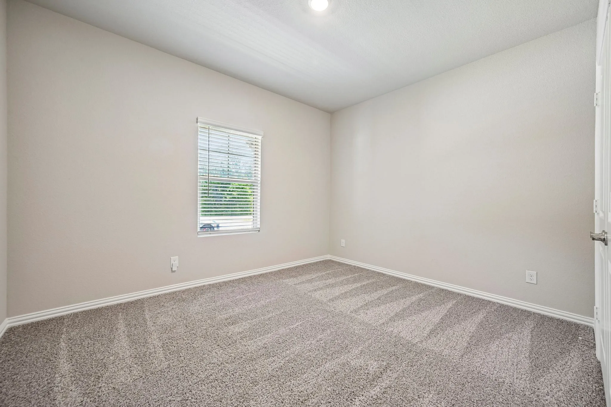 Single Family Residence For Sale in Collin County , 209 Rocky Road, Melissa, Texas 75454, 5 Bedroom, 3 Bathroom, 2 Garage spaces, 3,015 Sqft, built in 2023, mls#21319509, Real Estate Agent in Melissa, Homes For Sale in Collin county, Homes For Sale in Melissa, Realtor in Melissa Texas, Real Estate Brokerage Independent Realty Texas, Luminita Cordes Realtor
