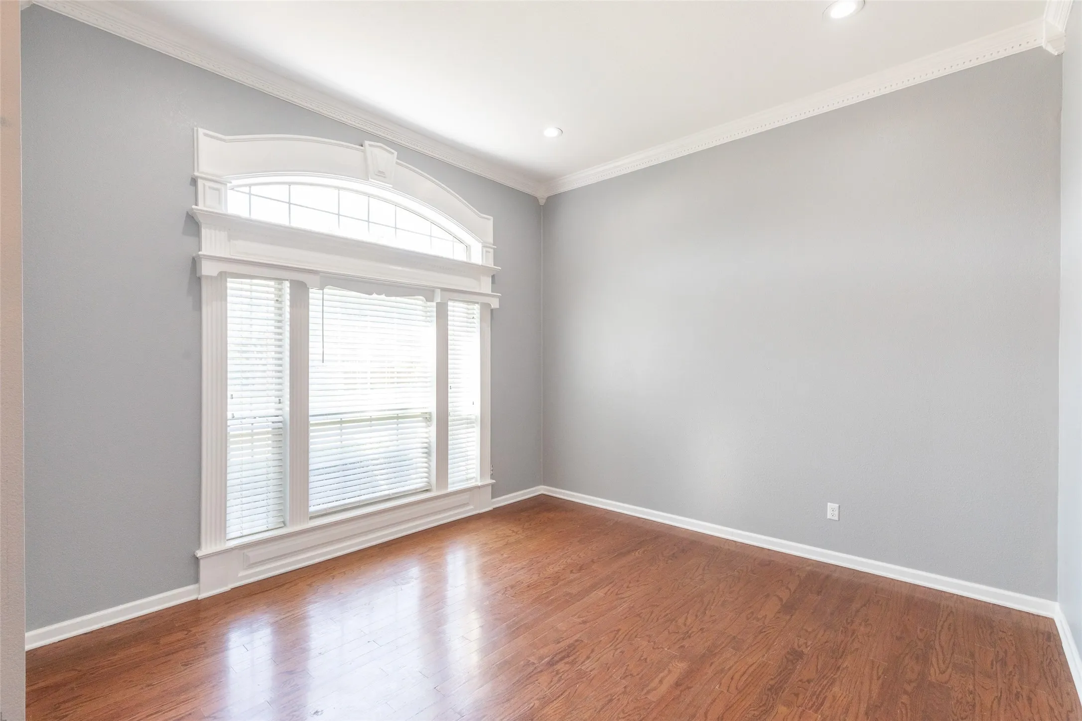 Single Family Residence For Sale in Taylor County , 1418 Kingwood Circle, Abilene, Texas 79602, 4 Bedroom, 3 Bathroom, 2 Garage spaces, 2,540 Sqft, built in 1996, mls#21327488, Real Estate Agent in Abilene, Homes For Sale in Taylor county, Homes For Sale in Abilene, Realtor in Abilene Texas, Real Estate Brokerage Independent Realty Texas, Luminita Cordes Realtor