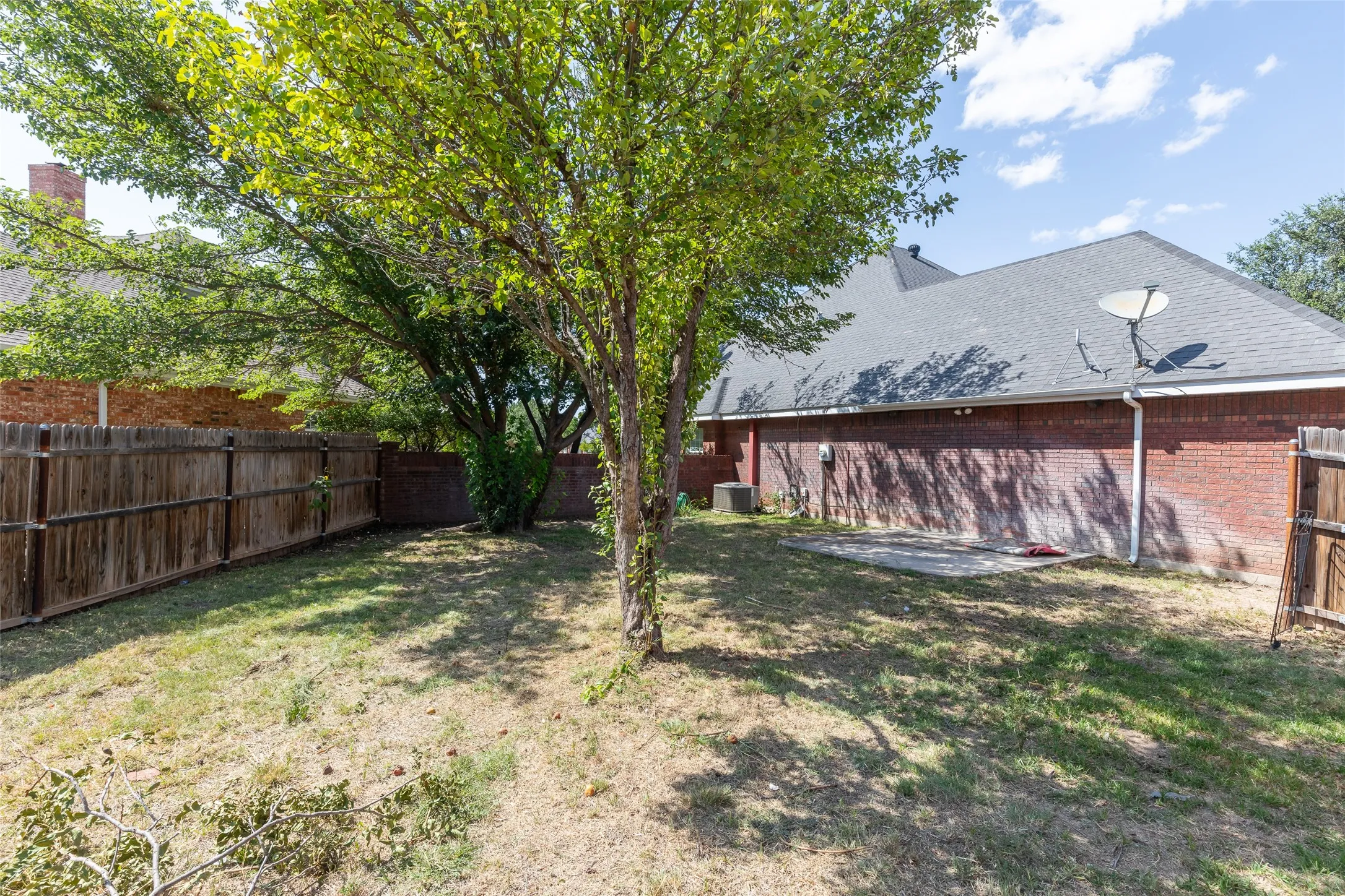 Single Family Residence For Sale in Taylor County , 1418 Kingwood Circle, Abilene, Texas 79602, 4 Bedroom, 3 Bathroom, 2 Garage spaces, 2,540 Sqft, built in 1996, mls#21327488, Real Estate Agent in Abilene, Homes For Sale in Taylor county, Homes For Sale in Abilene, Realtor in Abilene Texas, Real Estate Brokerage Independent Realty Texas, Luminita Cordes Realtor