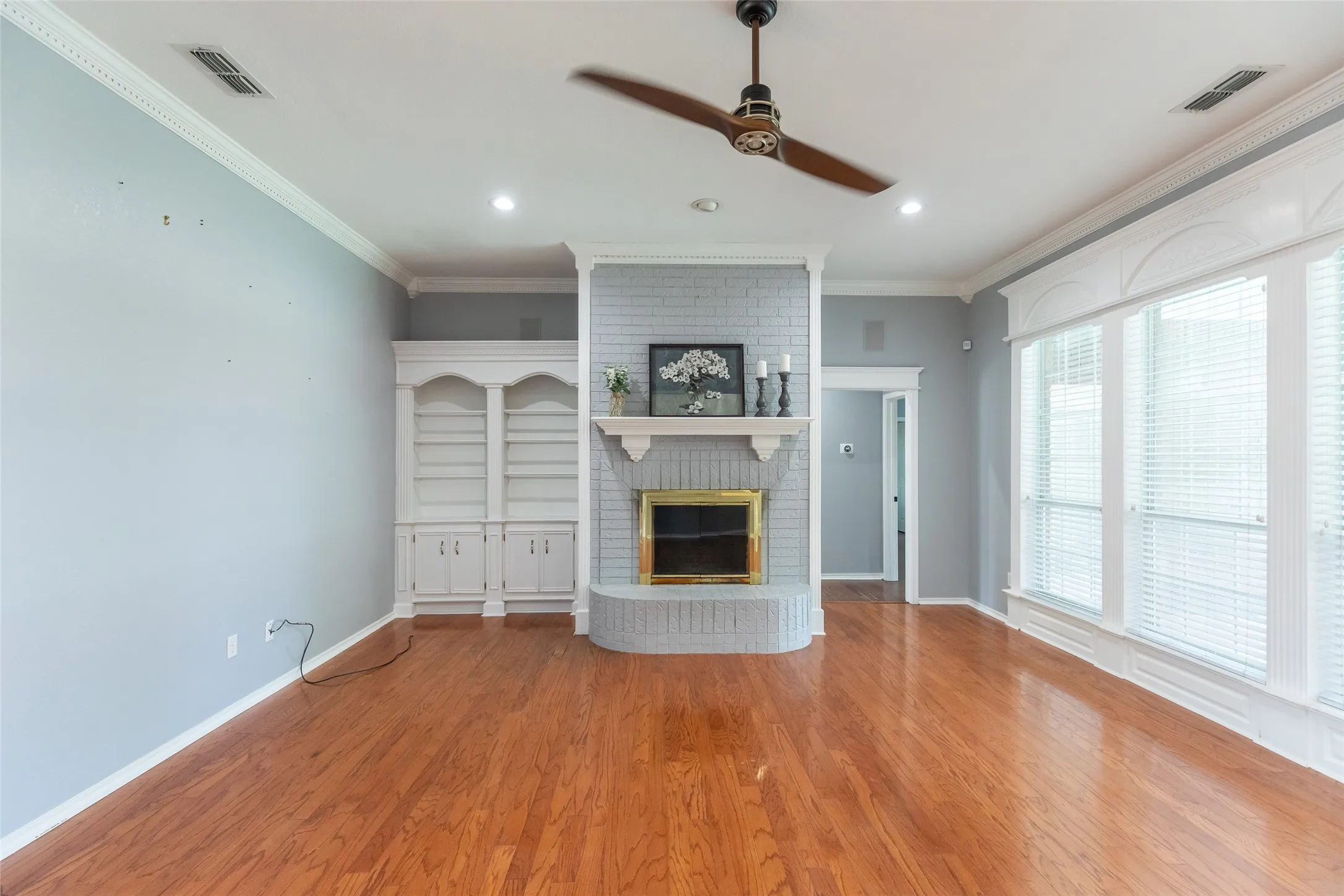 Single Family Residence For Sale in Taylor County , 1418 Kingwood Circle, Abilene, Texas 79602, 4 Bedroom, 3 Bathroom, 2 Garage spaces, 2,540 Sqft, built in 1996, mls#21327488, Real Estate Agent in Abilene, Homes For Sale in Taylor county, Homes For Sale in Abilene, Realtor in Abilene Texas, Real Estate Brokerage Independent Realty Texas, Luminita Cordes Realtor