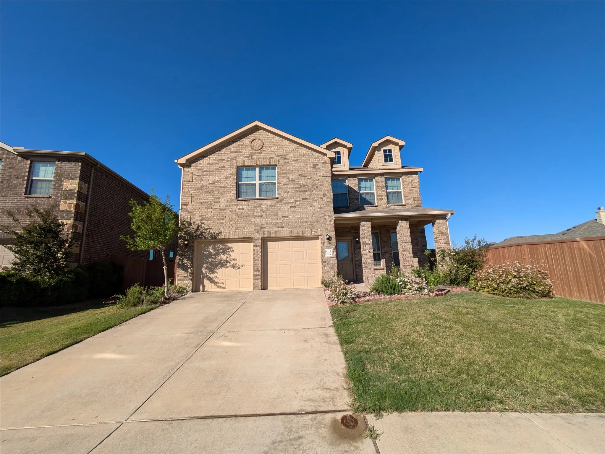 Single Family Residence For Rent in Kaufman County , 4115 Indian Paintbrush Lane, Heartland, Texas 75126, 4 Bedroom, 3 Bathroom, 2 Garage spaces, 2,280 Sqft, built in 2016, mls#21327925, Real Estate Agent in Heartland, Homes For Rent in Kaufman county, Homes For Rent in Heartland, Realtor in Heartland Texas, Real Estate Brokerage Independent Realty Texas, Luminita Cordes Realtor