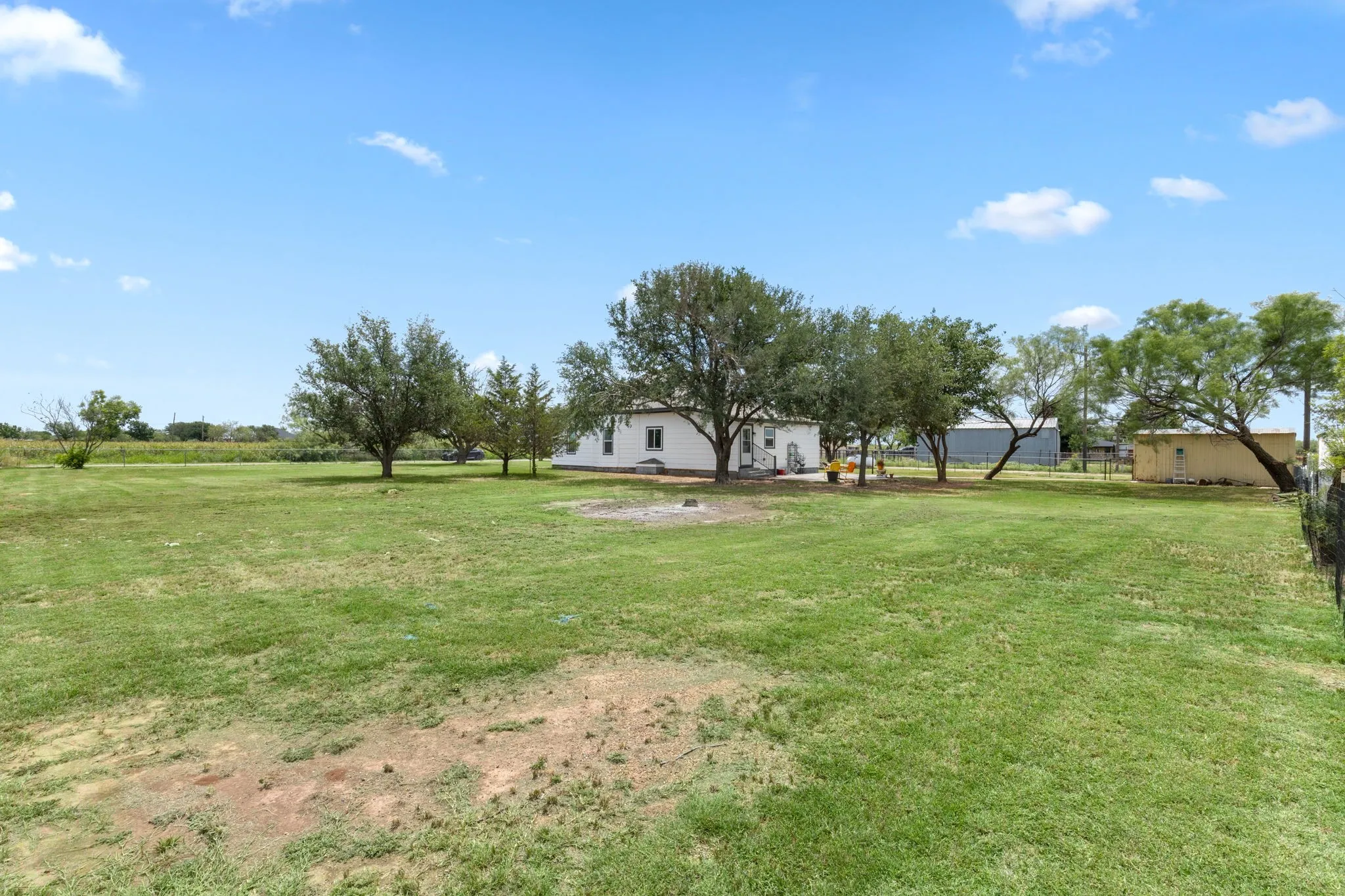 Single Family Residence For Rent in Archer County , 5312 Crown Lane, Wichita Falls, Texas 76310, 2 Bedroom, 1 Bathroom, Garage spaces, 1,456 Sqft, built in 1940, mls#21327953, Real Estate Agent in Wichita Falls, Homes For Rent in Archer county, Homes For Rent in Wichita Falls, Realtor in Wichita Falls Texas, Real Estate Brokerage Independent Realty Texas, Luminita Cordes Realtor