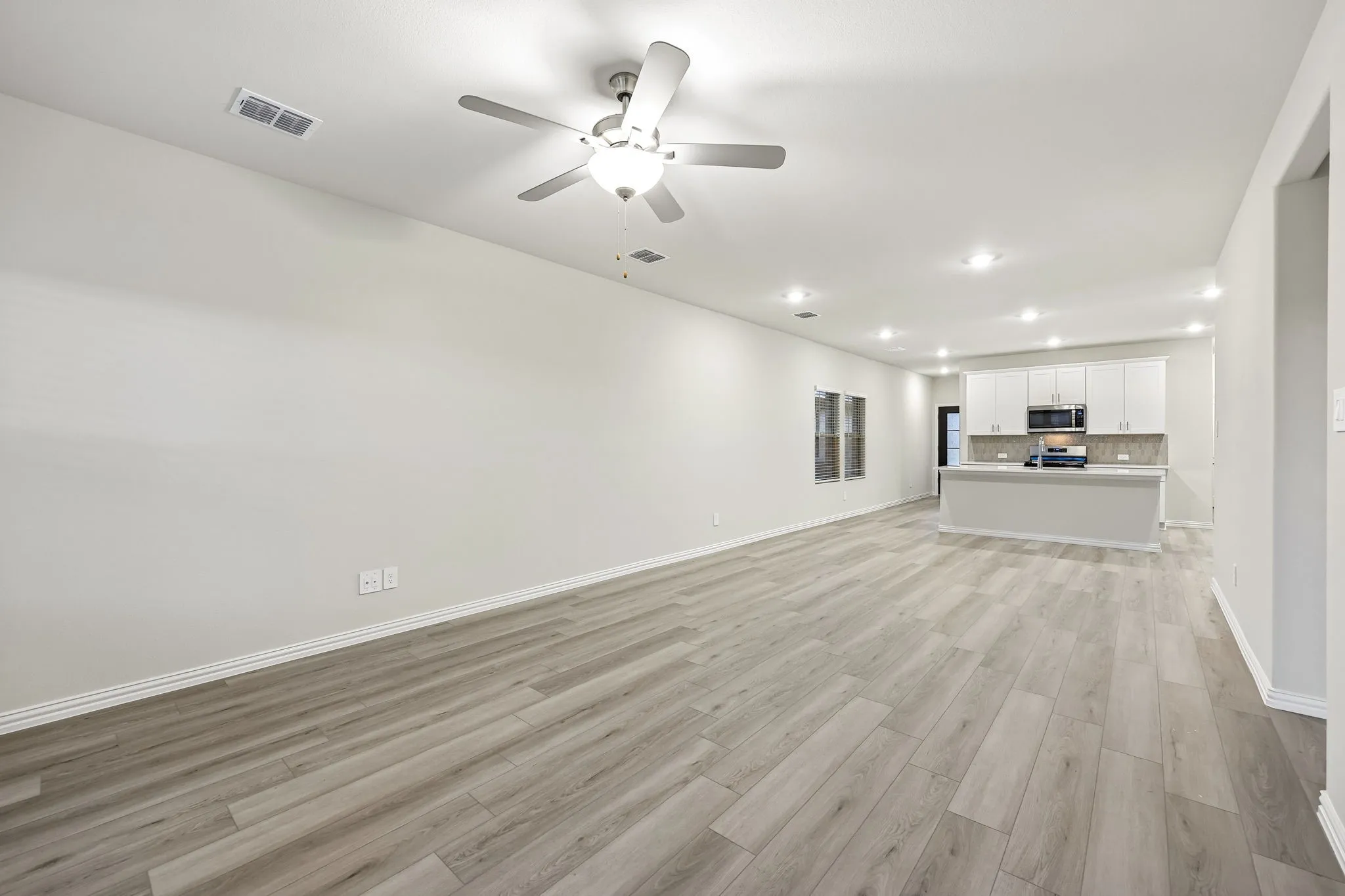 Photo is not of the actual home, but is an inspirational photo of builder’s model home and may depict options, furnishings, and/or decorator features that are not included.