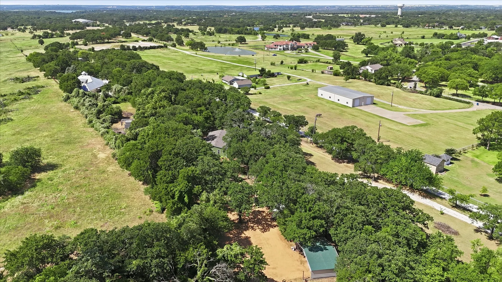 Mobile Home For Sale in Denton County , 6901 Hawk Road, Flower Mound, Texas 75022, 3 Bedroom, 2 Bathroom, Garage spaces, 1,512 Sqft, built in 2005, mls#21321062, Real Estate Agent in Flower Mound, Homes For Sale in Denton county, Homes For Sale in Flower Mound, Realtor in Flower Mound Texas, Real Estate Brokerage Independent Realty Texas, Luminita Cordes Realtor