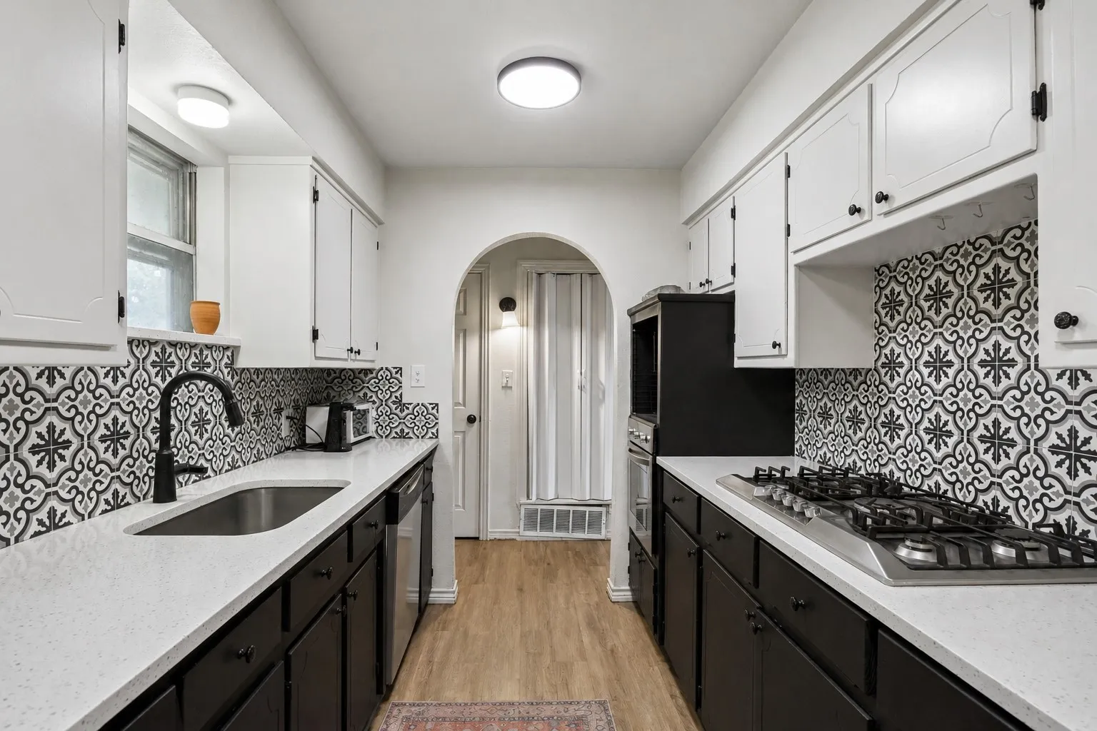 For Sale in Tarrant County , 7971 Peden Road, Azle, Texas 76020, 6 Bedroom, 4 Bathroom, Garage spaces, 0 Sqft, built in 1978, mls#21324127, Real Estate Agent in Azle, Homes For Sale in Tarrant county, Homes For Sale in Azle, Realtor in Azle Texas, Real Estate Brokerage Independent Realty Texas, Luminita Cordes Realtor