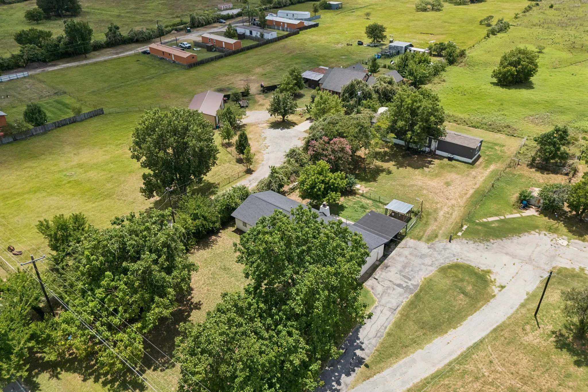 For Sale in Tarrant County , 7971 Peden Road, Azle, Texas 76020, 6 Bedroom, 4 Bathroom, Garage spaces, 0 Sqft, built in 1978, mls#21324127, Real Estate Agent in Azle, Homes For Sale in Tarrant county, Homes For Sale in Azle, Realtor in Azle Texas, Real Estate Brokerage Independent Realty Texas, Luminita Cordes Realtor