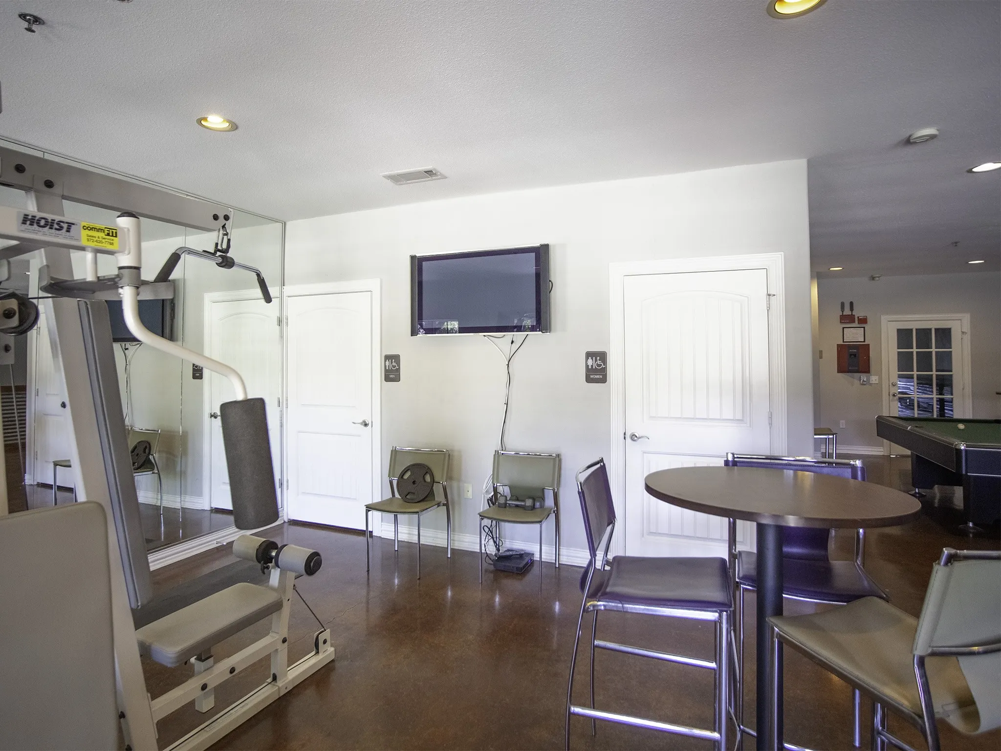 Condominium For Sale in Mc Lennan County , 2410 S 2nd Street 951, Waco, Texas 76706, 4 Bedroom, 5 Bathroom, 2 Garage spaces, 1,491 Sqft, built in 2006, mls#21293989, Real Estate Agent in Waco, Homes For Sale in Mc Lennan county, Homes For Sale in Waco, Realtor in Waco Texas, Real Estate Brokerage Independent Realty Texas, Luminita Cordes Realtor