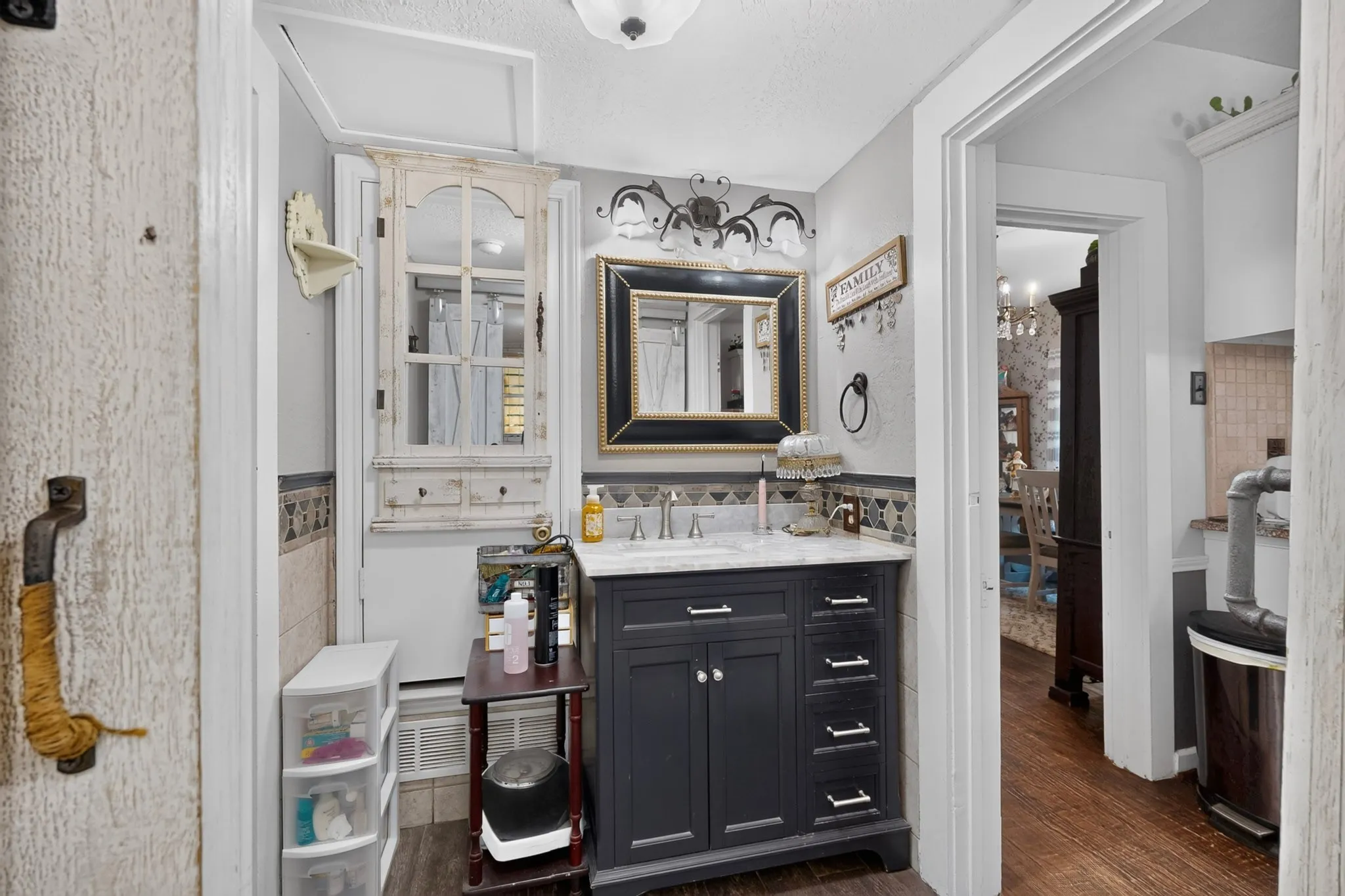 Single Family Residence For Sale in Denton County , 3358 Crawford Drive, Corinth, Texas 76210, 4 Bedroom, 2 Bathroom, 2 Garage spaces, 2,693 Sqft, built in 1969, mls#21324033, Real Estate Agent in Corinth, Homes For Sale in Denton county, Homes For Sale in Corinth, Realtor in Corinth Texas, Real Estate Brokerage Independent Realty Texas, Luminita Cordes Realtor