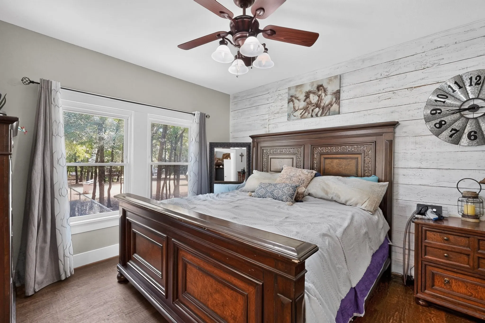 Single Family Residence For Sale in Denton County , 3358 Crawford Drive, Corinth, Texas 76210, 4 Bedroom, 2 Bathroom, 2 Garage spaces, 2,693 Sqft, built in 1969, mls#21324033, Real Estate Agent in Corinth, Homes For Sale in Denton county, Homes For Sale in Corinth, Realtor in Corinth Texas, Real Estate Brokerage Independent Realty Texas, Luminita Cordes Realtor