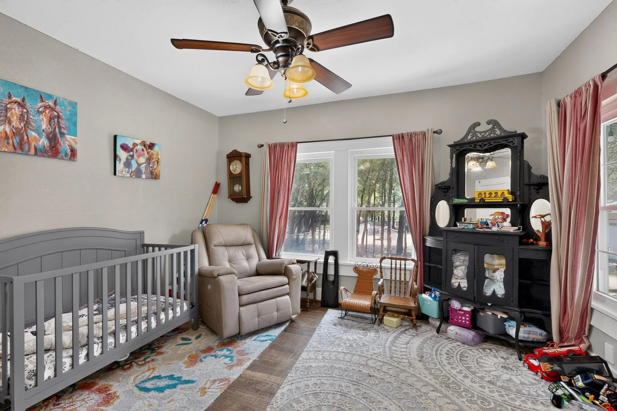 Single Family Residence For Sale in Denton County , 3358 Crawford Drive, Corinth, Texas 76210, 4 Bedroom, 2 Bathroom, 2 Garage spaces, 2,693 Sqft, built in 1969, mls#21324033, Real Estate Agent in Corinth, Homes For Sale in Denton county, Homes For Sale in Corinth, Realtor in Corinth Texas, Real Estate Brokerage Independent Realty Texas, Luminita Cordes Realtor