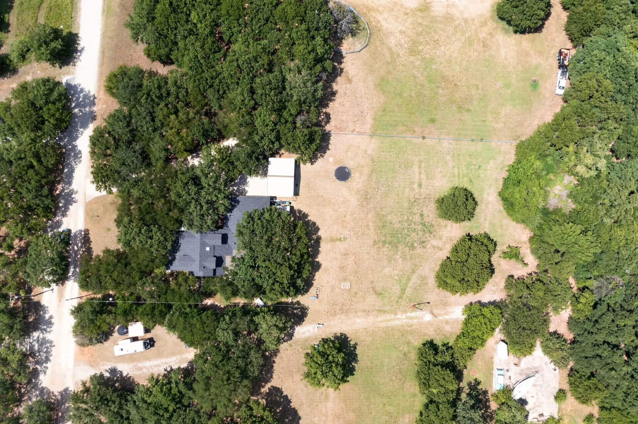 Single Family Residence For Sale in Denton County , 3358 Crawford Drive, Corinth, Texas 76210, 4 Bedroom, 2 Bathroom, 2 Garage spaces, 2,693 Sqft, built in 1969, mls#21324033, Real Estate Agent in Corinth, Homes For Sale in Denton county, Homes For Sale in Corinth, Realtor in Corinth Texas, Real Estate Brokerage Independent Realty Texas, Luminita Cordes Realtor