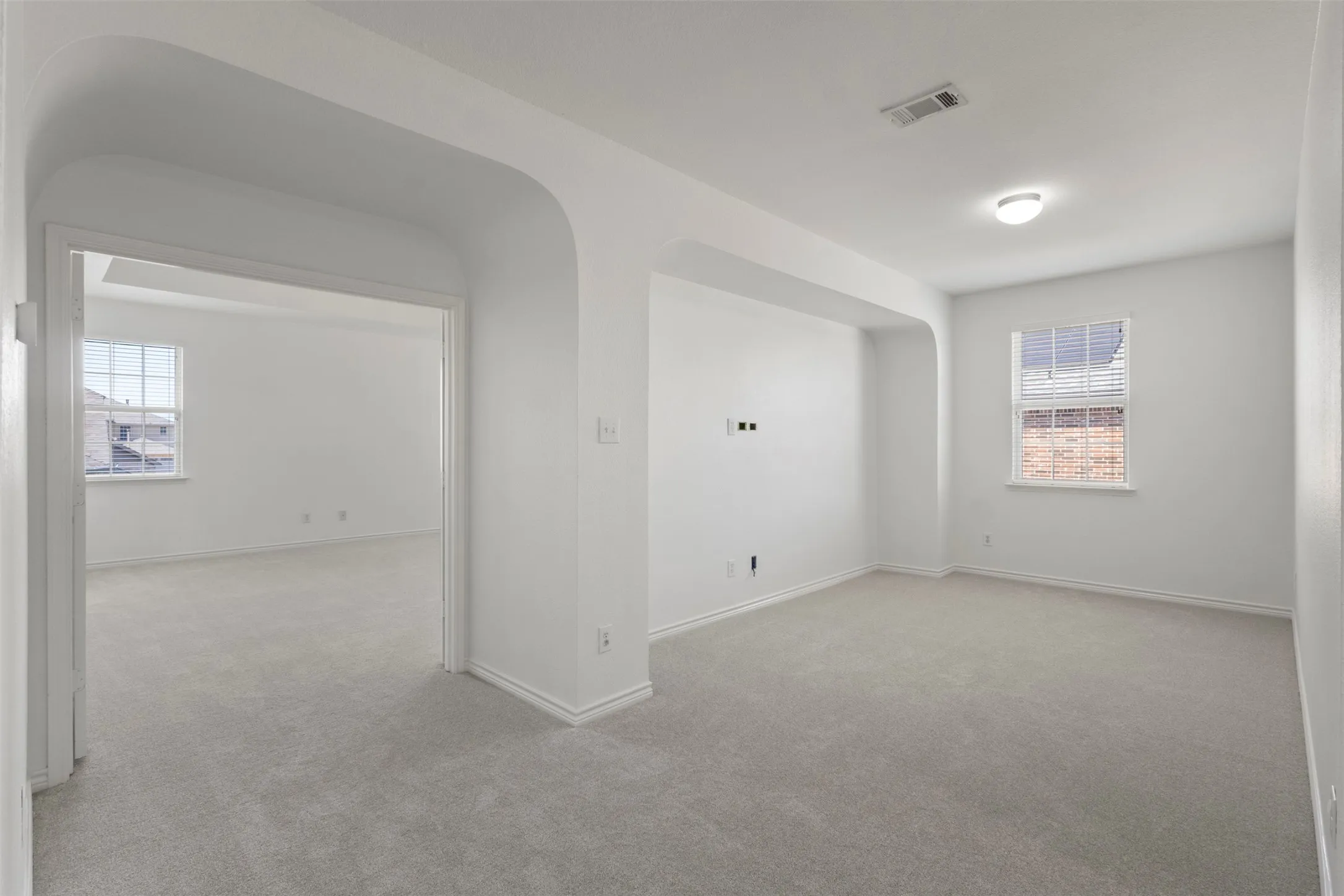 Single Family Residence For Sale in Denton County , 2629 Tradewinds Drive, Little Elm, Texas 75068, 5 Bedroom, 3 Bathroom, 2 Garage spaces, 3,363 Sqft, built in 2007, mls#21327718, Real Estate Agent in Little Elm, Homes For Sale in Denton county, Homes For Sale in Little Elm, Realtor in Little Elm Texas, Real Estate Brokerage Independent Realty Texas, Luminita Cordes Realtor