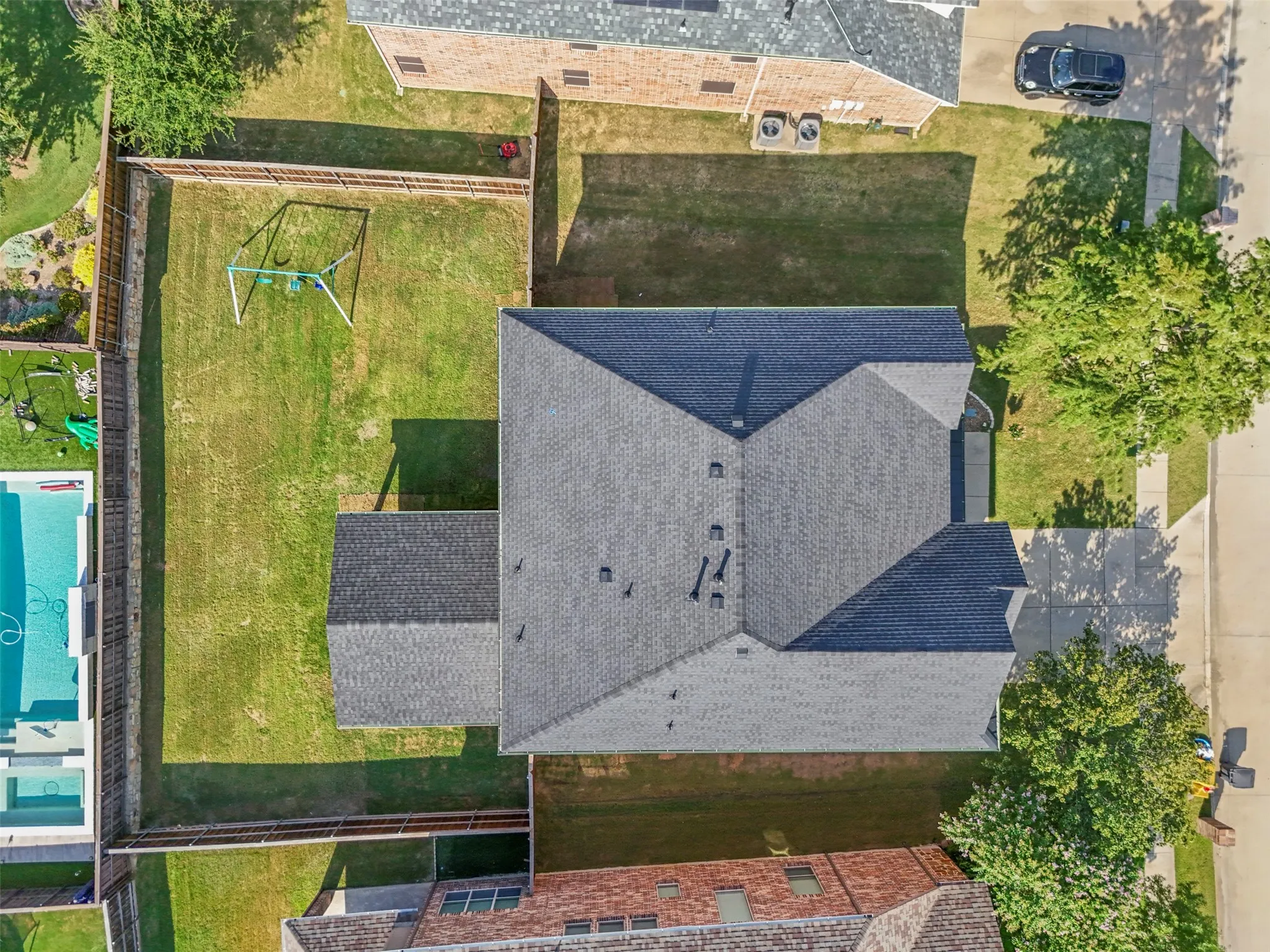 Single Family Residence For Sale in Denton County , 2629 Tradewinds Drive, Little Elm, Texas 75068, 5 Bedroom, 3 Bathroom, 2 Garage spaces, 3,363 Sqft, built in 2007, mls#21327718, Real Estate Agent in Little Elm, Homes For Sale in Denton county, Homes For Sale in Little Elm, Realtor in Little Elm Texas, Real Estate Brokerage Independent Realty Texas, Luminita Cordes Realtor