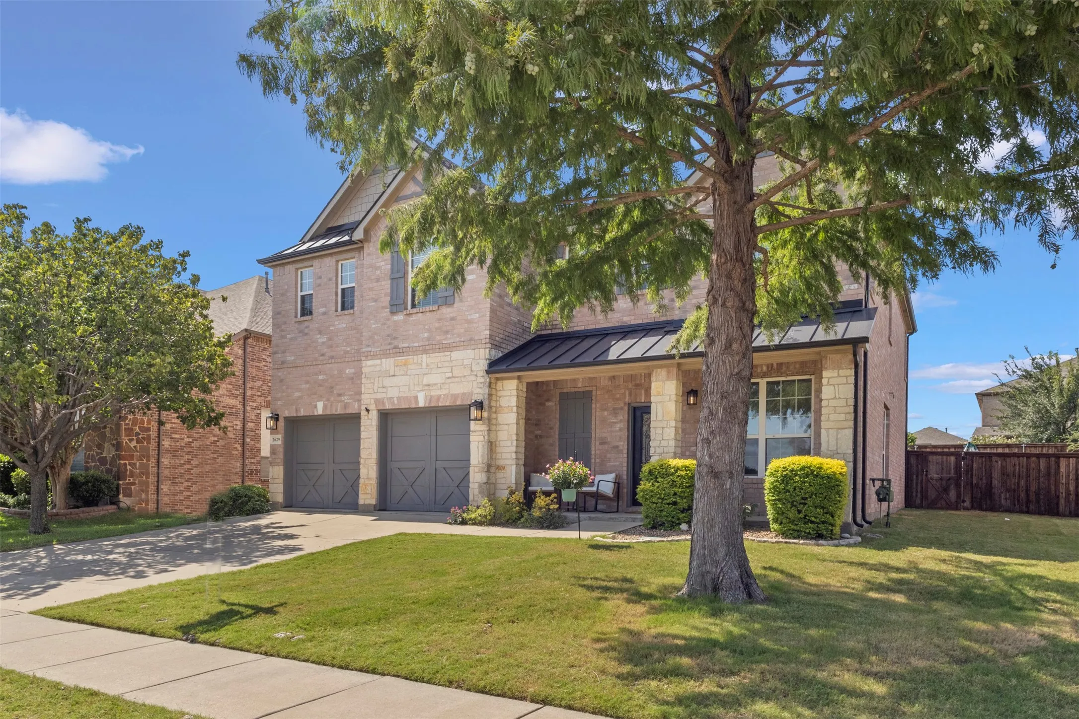 Single Family Residence For Sale in Denton County , 2629 Tradewinds Drive, Little Elm, Texas 75068, 5 Bedroom, 3 Bathroom, 2 Garage spaces, 3,363 Sqft, built in 2007, mls#21327718, Real Estate Agent in Little Elm, Homes For Sale in Denton county, Homes For Sale in Little Elm, Realtor in Little Elm Texas, Real Estate Brokerage Independent Realty Texas, Luminita Cordes Realtor