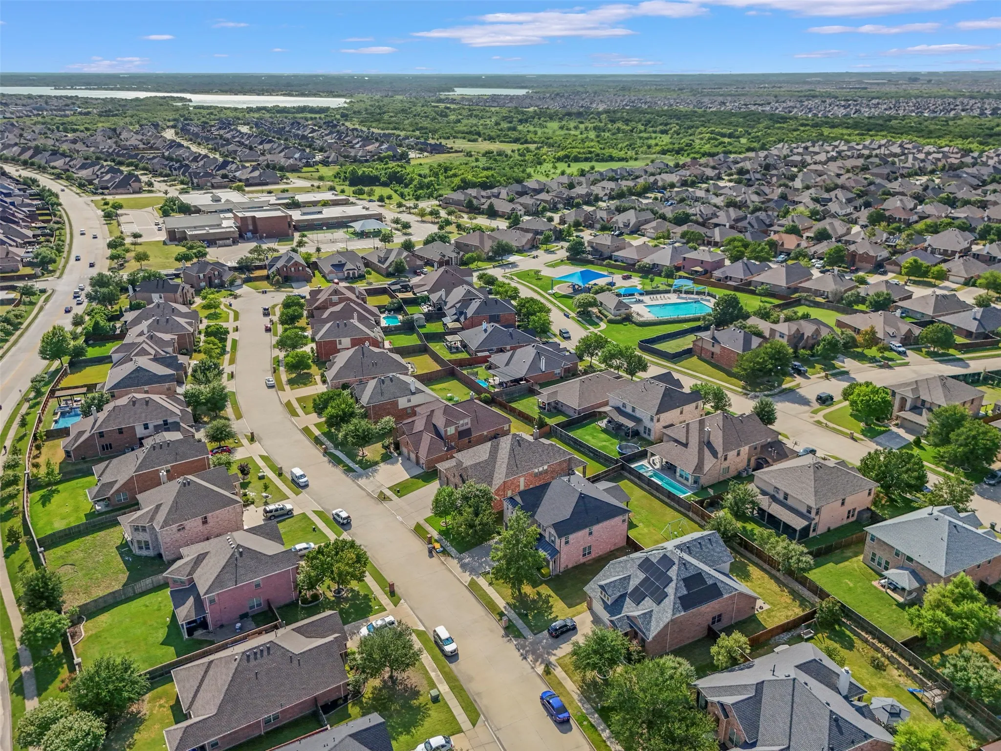 Single Family Residence For Sale in Denton County , 2629 Tradewinds Drive, Little Elm, Texas 75068, 5 Bedroom, 3 Bathroom, 2 Garage spaces, 3,363 Sqft, built in 2007, mls#21327718, Real Estate Agent in Little Elm, Homes For Sale in Denton county, Homes For Sale in Little Elm, Realtor in Little Elm Texas, Real Estate Brokerage Independent Realty Texas, Luminita Cordes Realtor