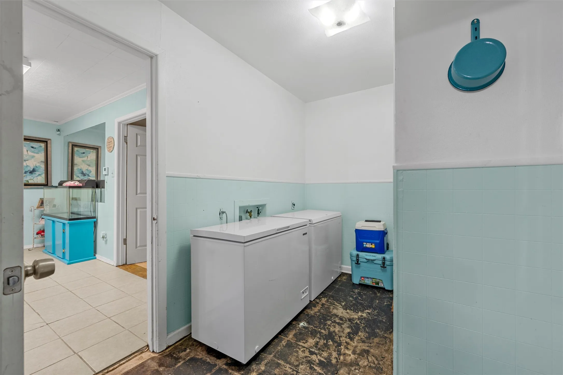 Single Family Residence For Sale in Falls County , 204 Oakland Place, Marlin, Texas 76661, 3 Bedroom, 2 Bathroom, 2 Garage spaces, 3,548 Sqft, built in 1959, mls#21295144, Real Estate Agent in Marlin, Homes For Sale in Falls county, Homes For Sale in Marlin, Realtor in Marlin Texas, Real Estate Brokerage Independent Realty Texas, Luminita Cordes Realtor