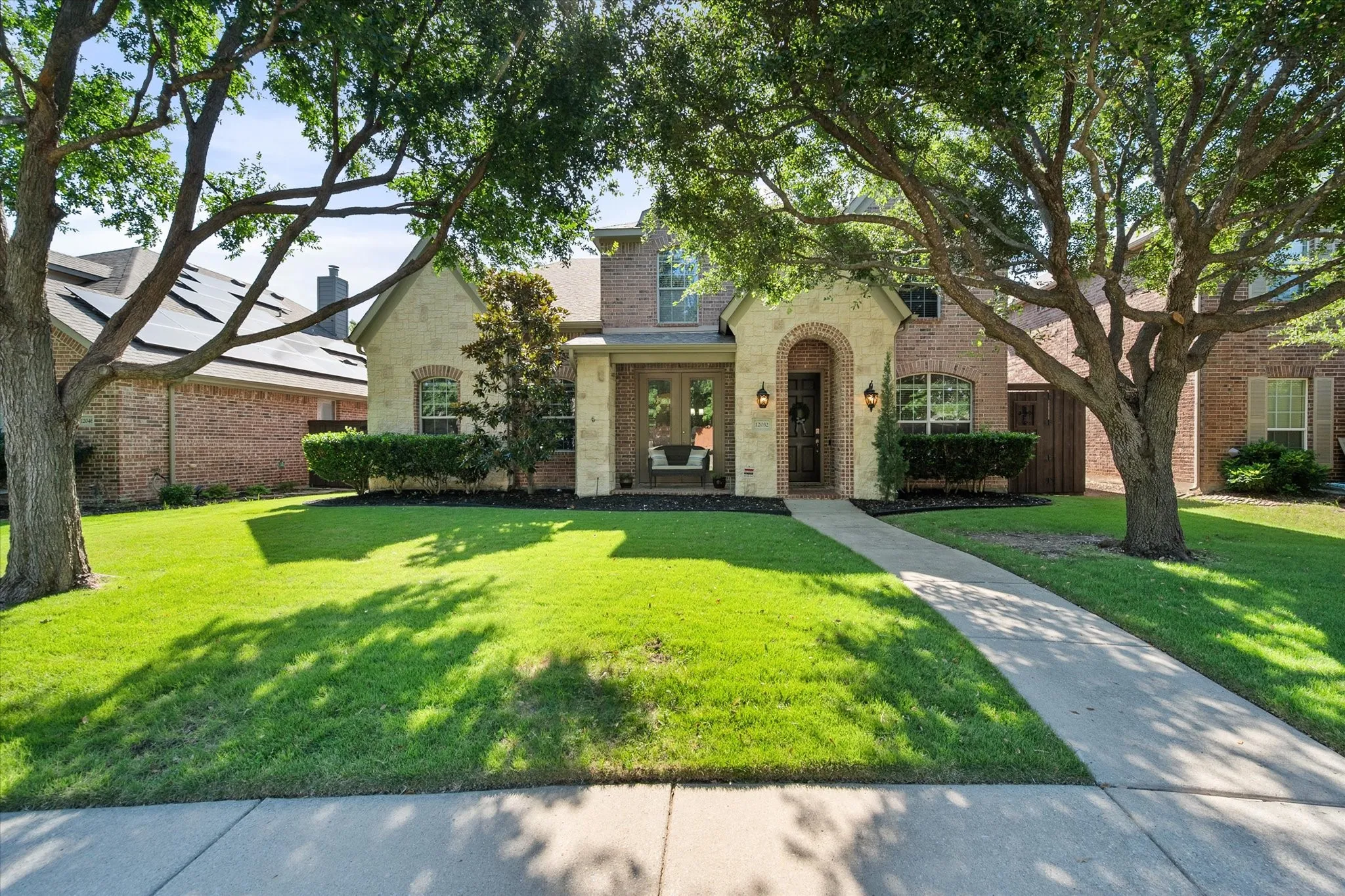 Single Family Residence For Sale in Collin County , 12032 Terrazzo Lane, Frisco, Texas 75035, 4 Bedroom, 4 Bathroom, 2 Garage spaces, 3,512 Sqft, built in 2006, mls#21325381, Real Estate Agent in Frisco, Homes For Sale in Collin county, Homes For Sale in Frisco, Realtor in Frisco Texas, Real Estate Brokerage Independent Realty Texas, Luminita Cordes Realtor