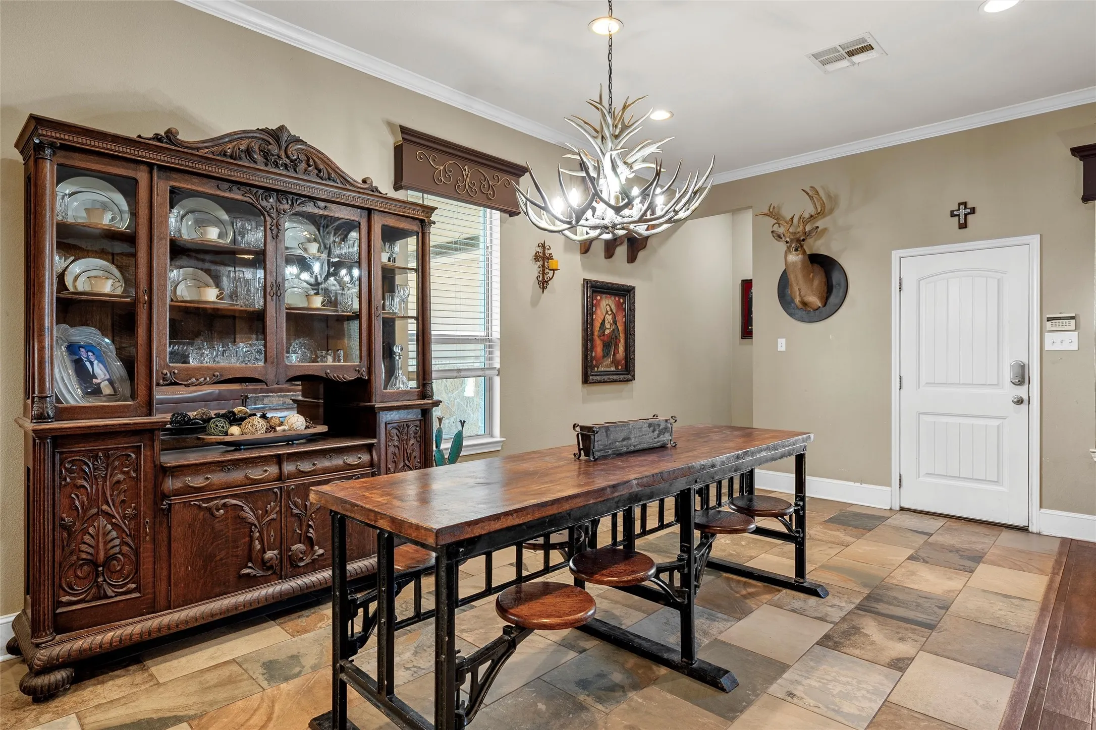 Farm For Sale in Hill County , 180 Hcr 2224 E, Aquilla, Texas 76622, 4 Bedroom, 3 Bathroom, Garage spaces, 3,432 Sqft, built in 2012, mls#21326494, Real Estate Agent in Aquilla, Homes For Sale in Hill county, Homes For Sale in Aquilla, Realtor in Aquilla Texas, Real Estate Brokerage Independent Realty Texas, Luminita Cordes Realtor