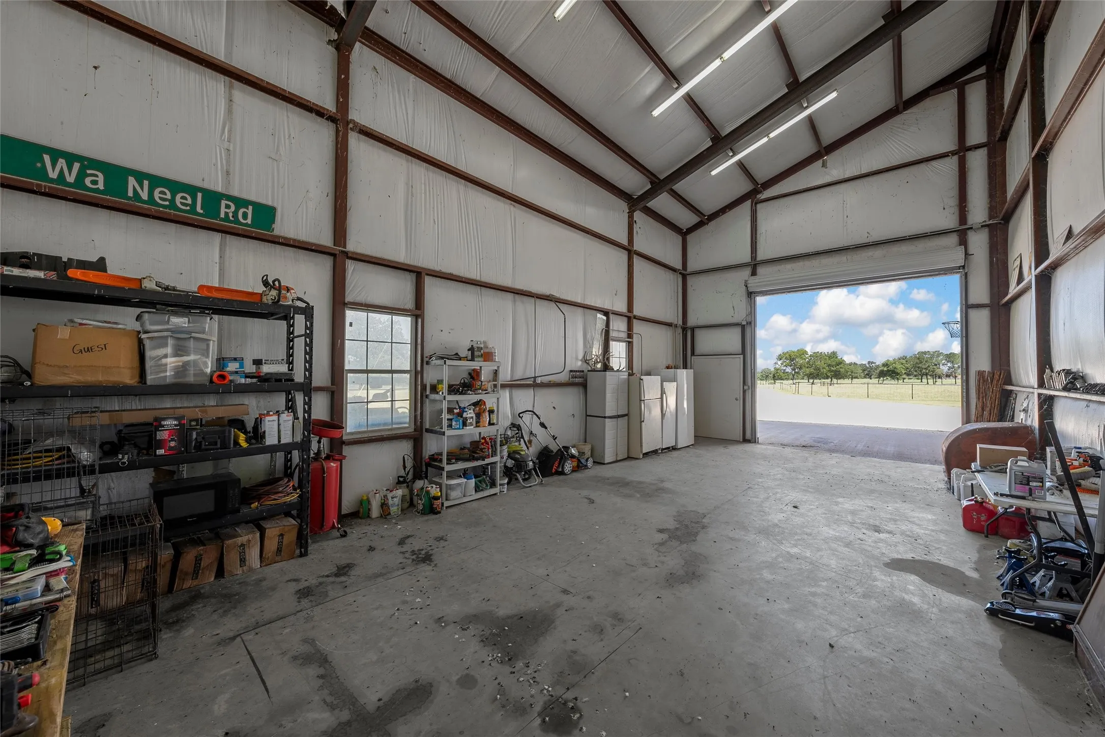 Farm For Sale in Hill County , 180 Hcr 2224 E, Aquilla, Texas 76622, 4 Bedroom, 3 Bathroom, Garage spaces, 3,432 Sqft, built in 2012, mls#21326494, Real Estate Agent in Aquilla, Homes For Sale in Hill county, Homes For Sale in Aquilla, Realtor in Aquilla Texas, Real Estate Brokerage Independent Realty Texas, Luminita Cordes Realtor