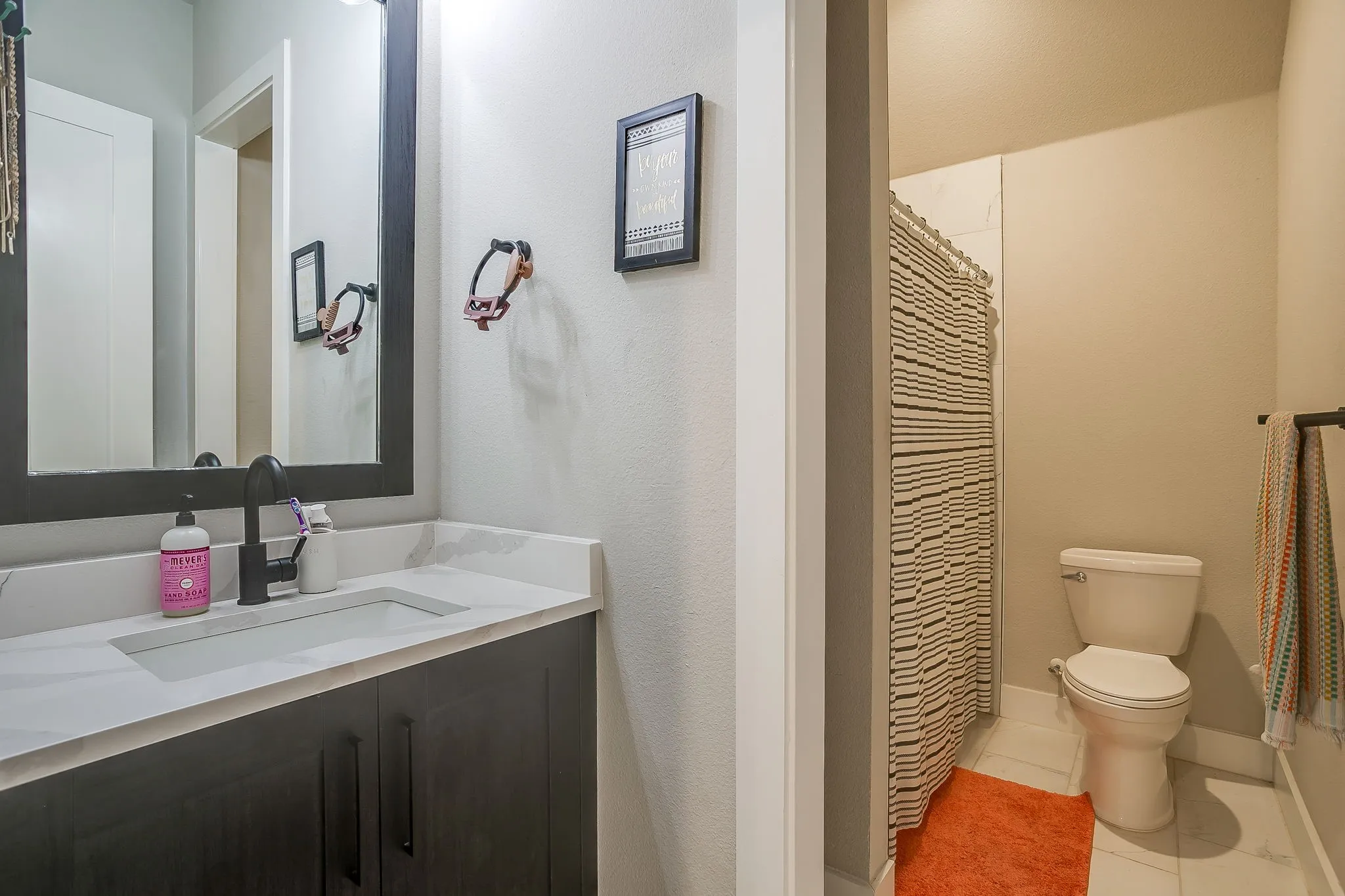 Single Family Residence For Sale in Parker County , 1011 Glenoaks Drive, Weatherford, Texas 76088, 5 Bedroom, 3 Bathroom, 3 Garage spaces, 2,556 Sqft, built in 2022, mls#21327566, Real Estate Agent in Weatherford, Homes For Sale in Parker county, Homes For Sale in Weatherford, Realtor in Weatherford Texas, Real Estate Brokerage Independent Realty Texas, Luminita Cordes Realtor