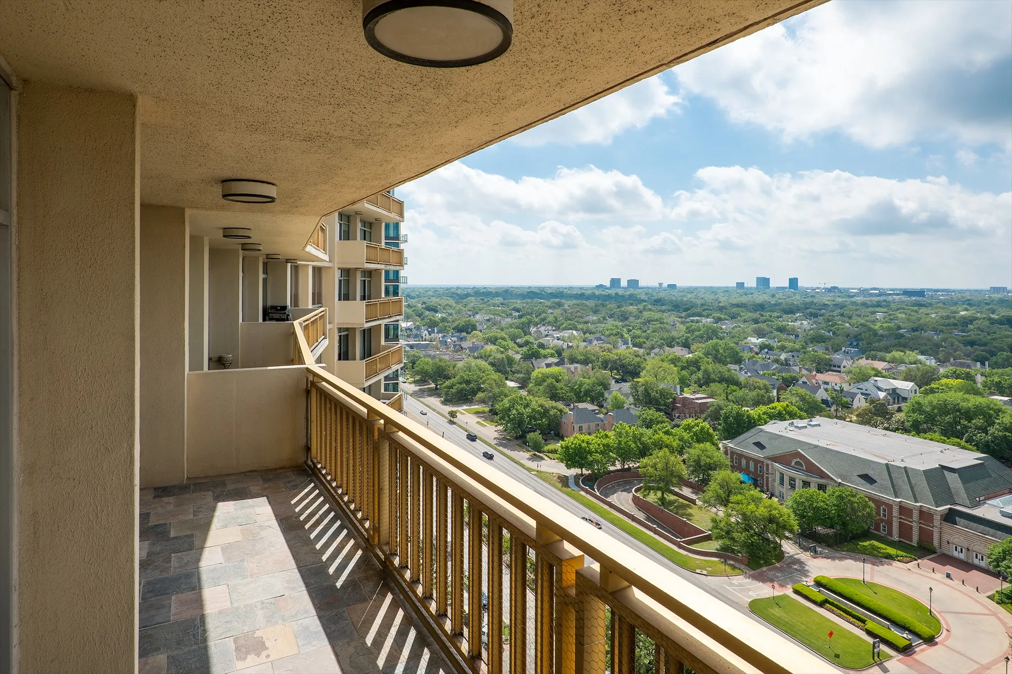 Great View Of Downtown, Preston Center, And Park Cities!