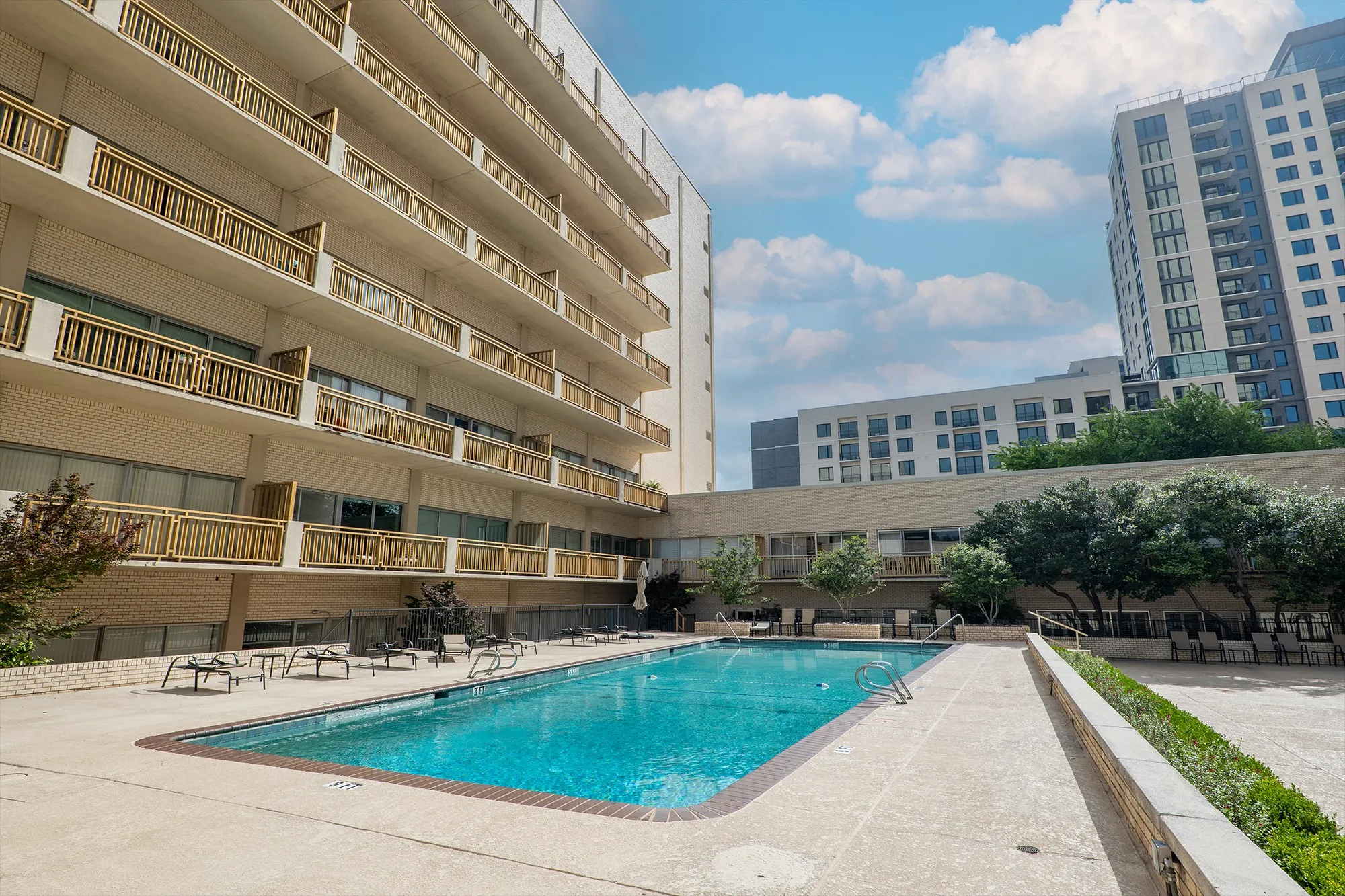 Beautiful Pool So You Can Enjoy These Hot Summer Days!