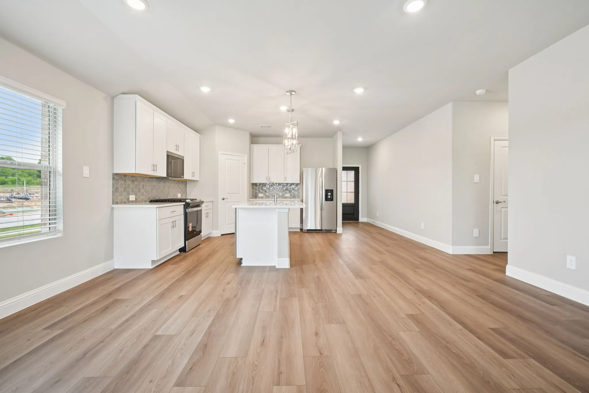 Photo is not of the actual home, but is an inspirational photo of builder’s model home and may depict options, furnishings, and/or decorator features that are not included.