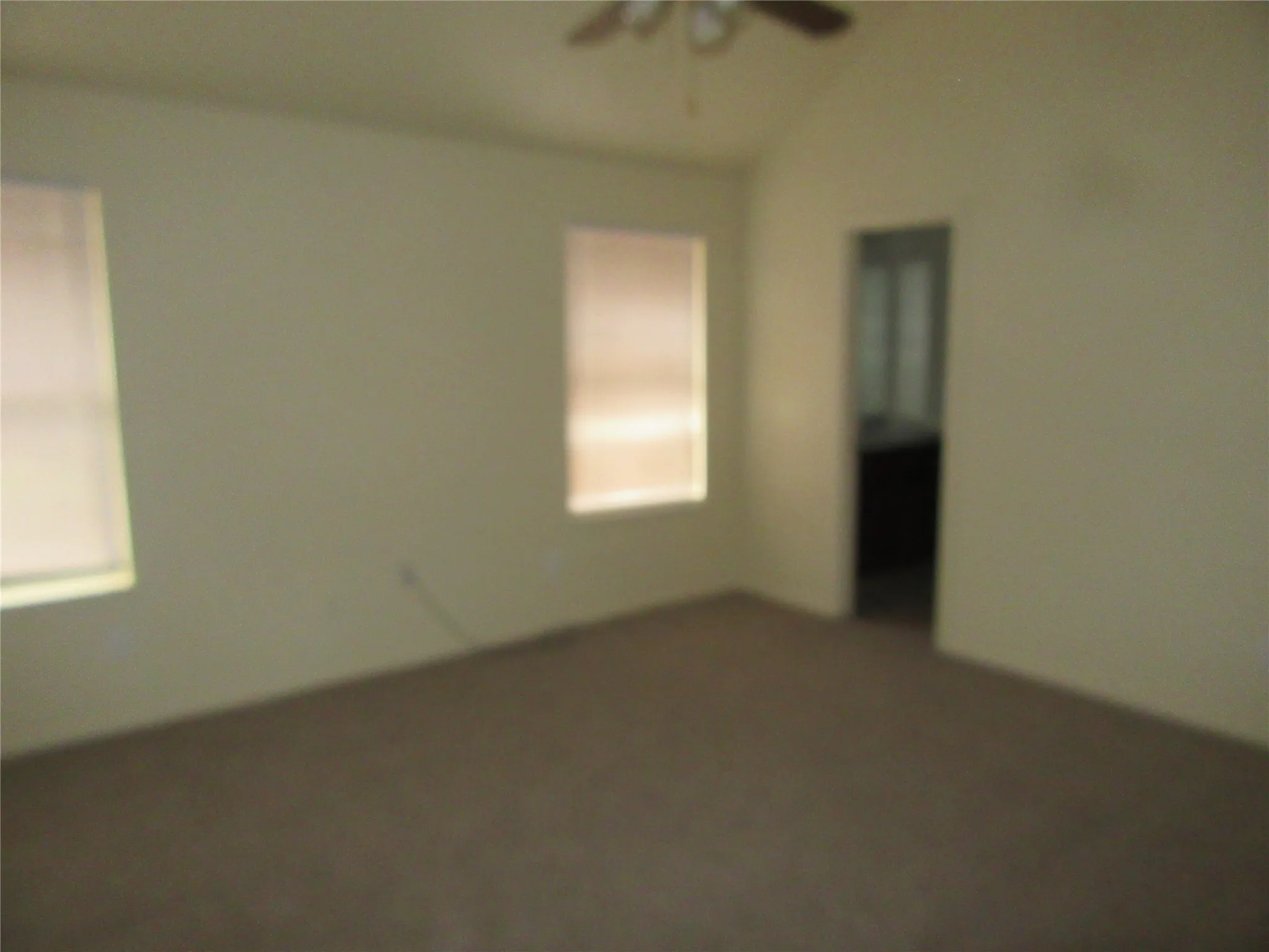 Single Family Residence For Rent in Dallas County , 401 Channel View Terrace, De Soto, Texas 75115, 3 Bedrooms, 2 Bathrooms, 2 Garage spaces, 1,648 Sqft, built in 1989, Price $2,150, mls#21328019, Real Estate Agent in De Soto, Homes For Rent in Dallas county, Homes For Rent in De Soto, Realtor in De Soto Texas, Real Estate Brokerage Independent Realty Texas, Luminita Cordes Realtor