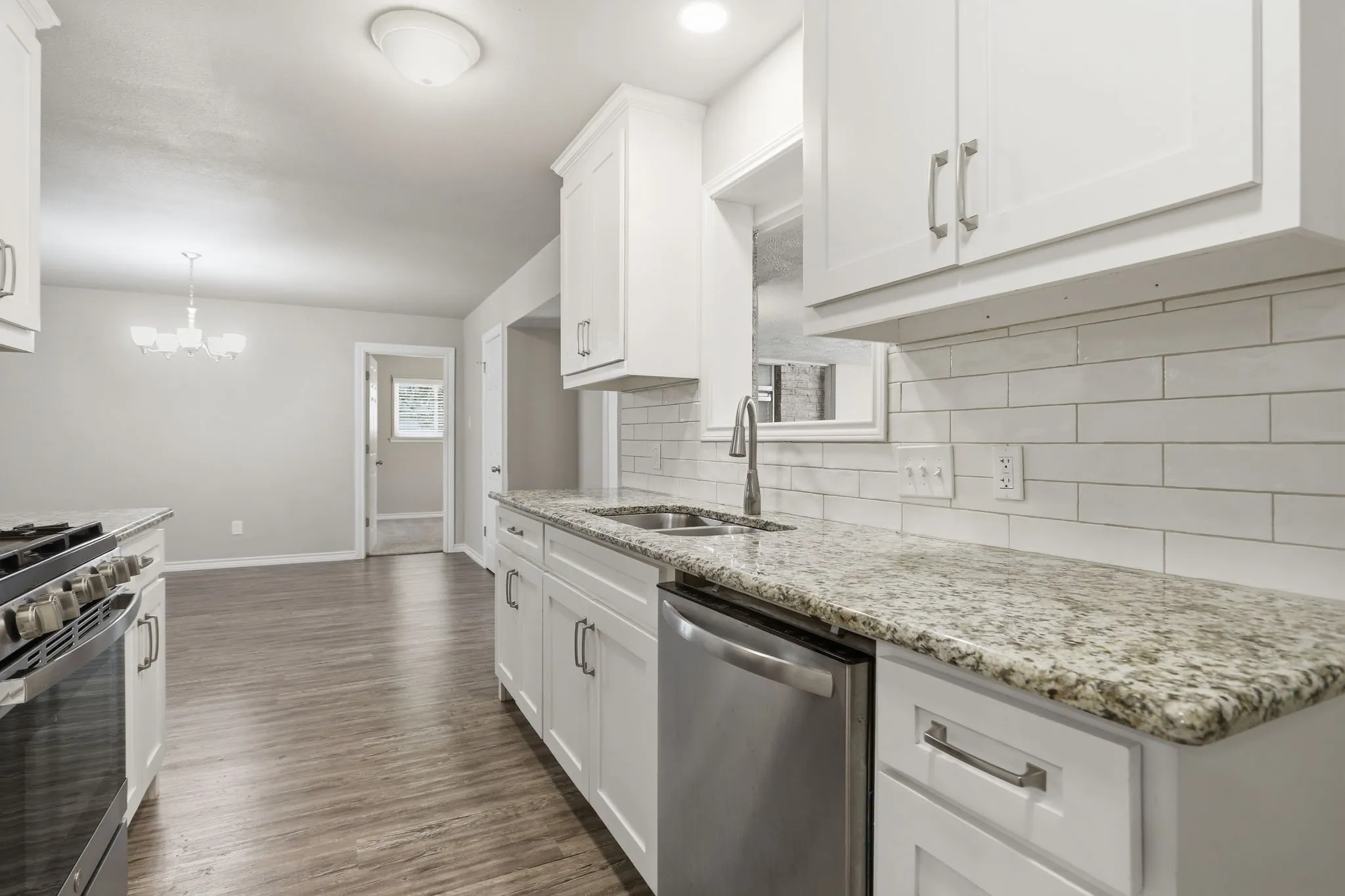 subway tile backsplash