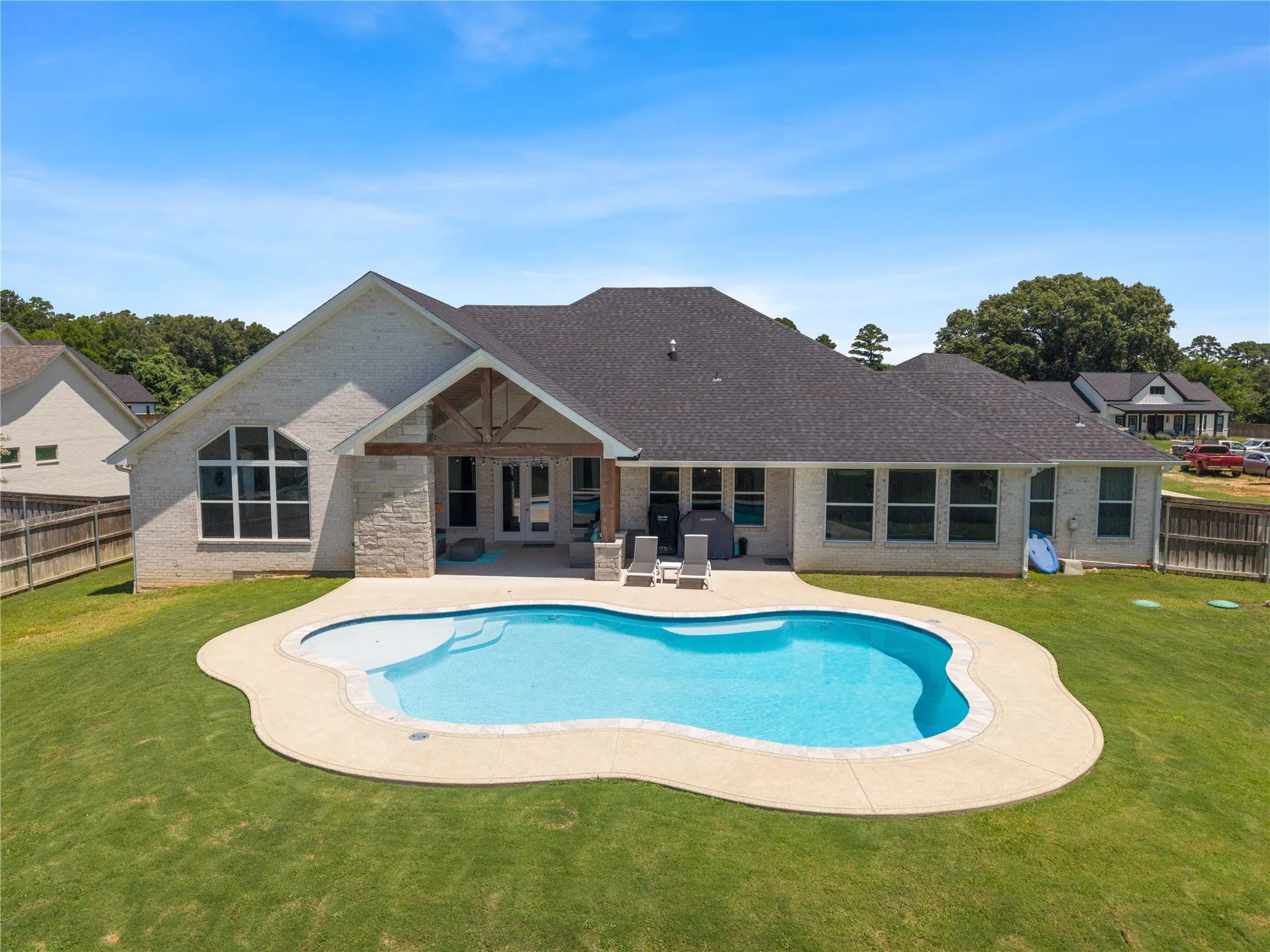 Single Family Residence For Sale in Cherokee County , 219 White N Gail Lane, Bullard, Texas 75757, 4 Bedroom, 4 Bathroom, 3 Garage spaces, 3,175 Sqft, built in 2023, mls#21324591, Real Estate Agent in Bullard, Homes For Sale in Cherokee county, Homes For Sale in Bullard, Realtor in Bullard Texas, Real Estate Brokerage Independent Realty Texas, Luminita Cordes Realtor