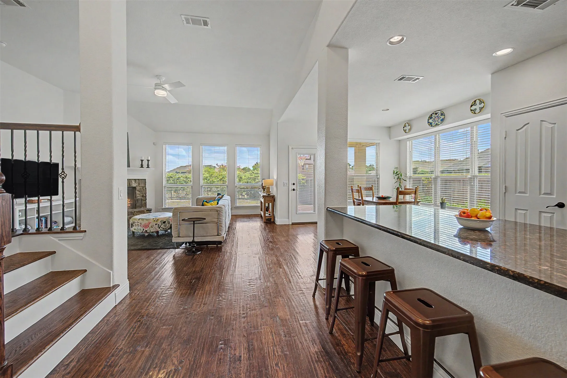 Single Family Residence For Sale in Johnson County , 1204 Barberry Drive, Burleson, Texas 76028, 5 Bedroom, 3 Bathroom, 2 Garage spaces, 3,257 Sqft, built in 2014, mls#21327350, Real Estate Agent in Burleson, Homes For Sale in Johnson county, Homes For Sale in Burleson, Realtor in Burleson Texas, Real Estate Brokerage Independent Realty Texas, Luminita Cordes Realtor