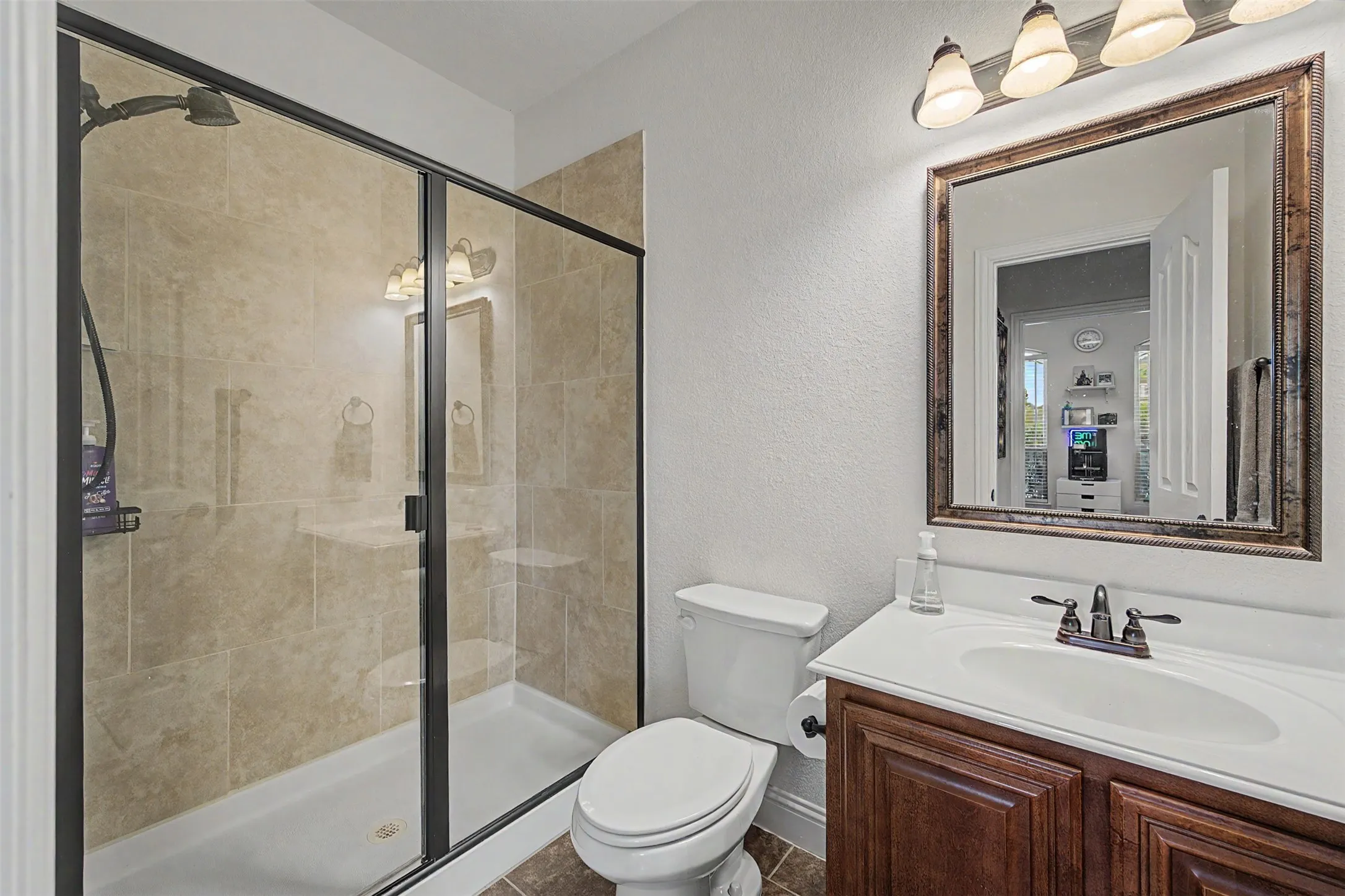 Single Family Residence For Sale in Johnson County , 1204 Barberry Drive, Burleson, Texas 76028, 5 Bedroom, 3 Bathroom, 2 Garage spaces, 3,257 Sqft, built in 2014, mls#21327350, Real Estate Agent in Burleson, Homes For Sale in Johnson county, Homes For Sale in Burleson, Realtor in Burleson Texas, Real Estate Brokerage Independent Realty Texas, Luminita Cordes Realtor