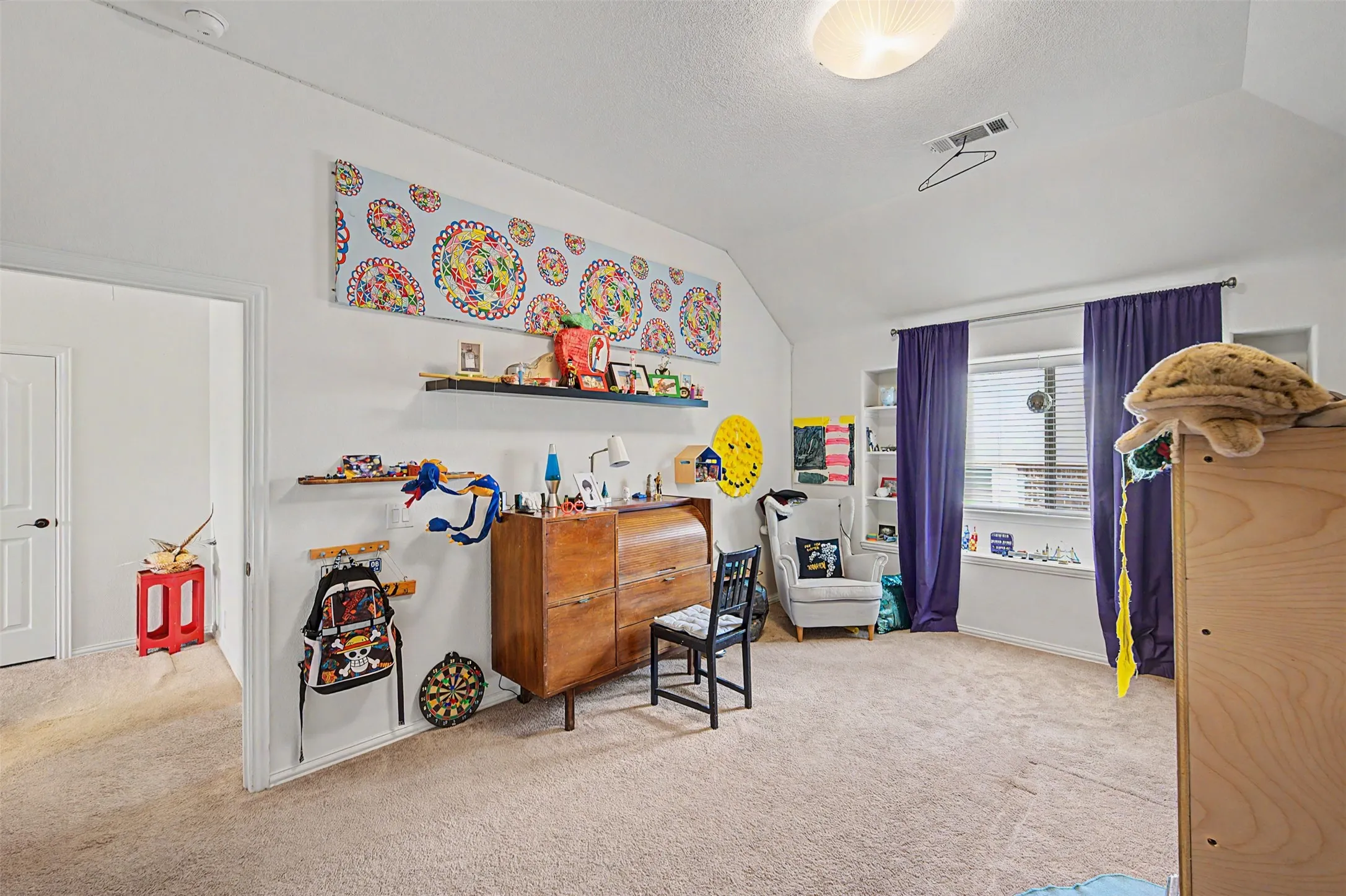 Single Family Residence For Sale in Johnson County , 1204 Barberry Drive, Burleson, Texas 76028, 5 Bedroom, 3 Bathroom, 2 Garage spaces, 3,257 Sqft, built in 2014, mls#21327350, Real Estate Agent in Burleson, Homes For Sale in Johnson county, Homes For Sale in Burleson, Realtor in Burleson Texas, Real Estate Brokerage Independent Realty Texas, Luminita Cordes Realtor