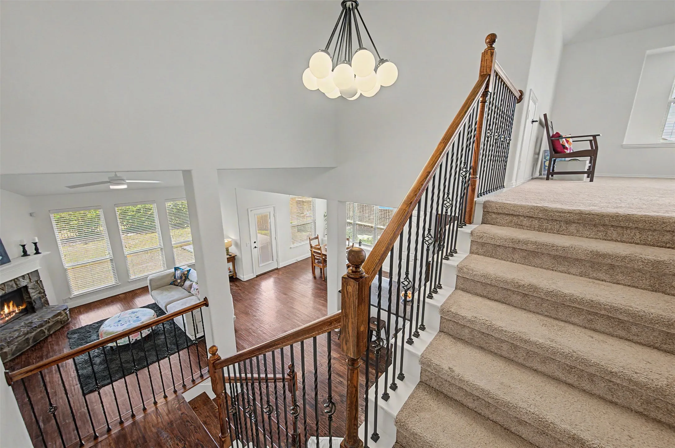 Single Family Residence For Sale in Johnson County , 1204 Barberry Drive, Burleson, Texas 76028, 5 Bedroom, 3 Bathroom, 2 Garage spaces, 3,257 Sqft, built in 2014, mls#21327350, Real Estate Agent in Burleson, Homes For Sale in Johnson county, Homes For Sale in Burleson, Realtor in Burleson Texas, Real Estate Brokerage Independent Realty Texas, Luminita Cordes Realtor
