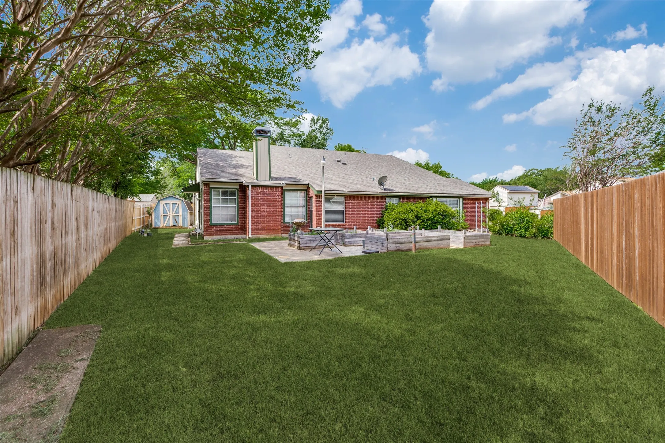 Single Family Residence For Rent in Tarrant County , 6 Tanager Court, Mansfield, Texas 76063, 3 Bedroom, 3 Bathroom, 2 Garage spaces, 2,088 Sqft, built in 1990, mls#21325023, Real Estate Agent in Mansfield, Homes For Rent in Tarrant county, Homes For Rent in Mansfield, Realtor in Mansfield Texas, Real Estate Brokerage Independent Realty Texas, Luminita Cordes Realtor