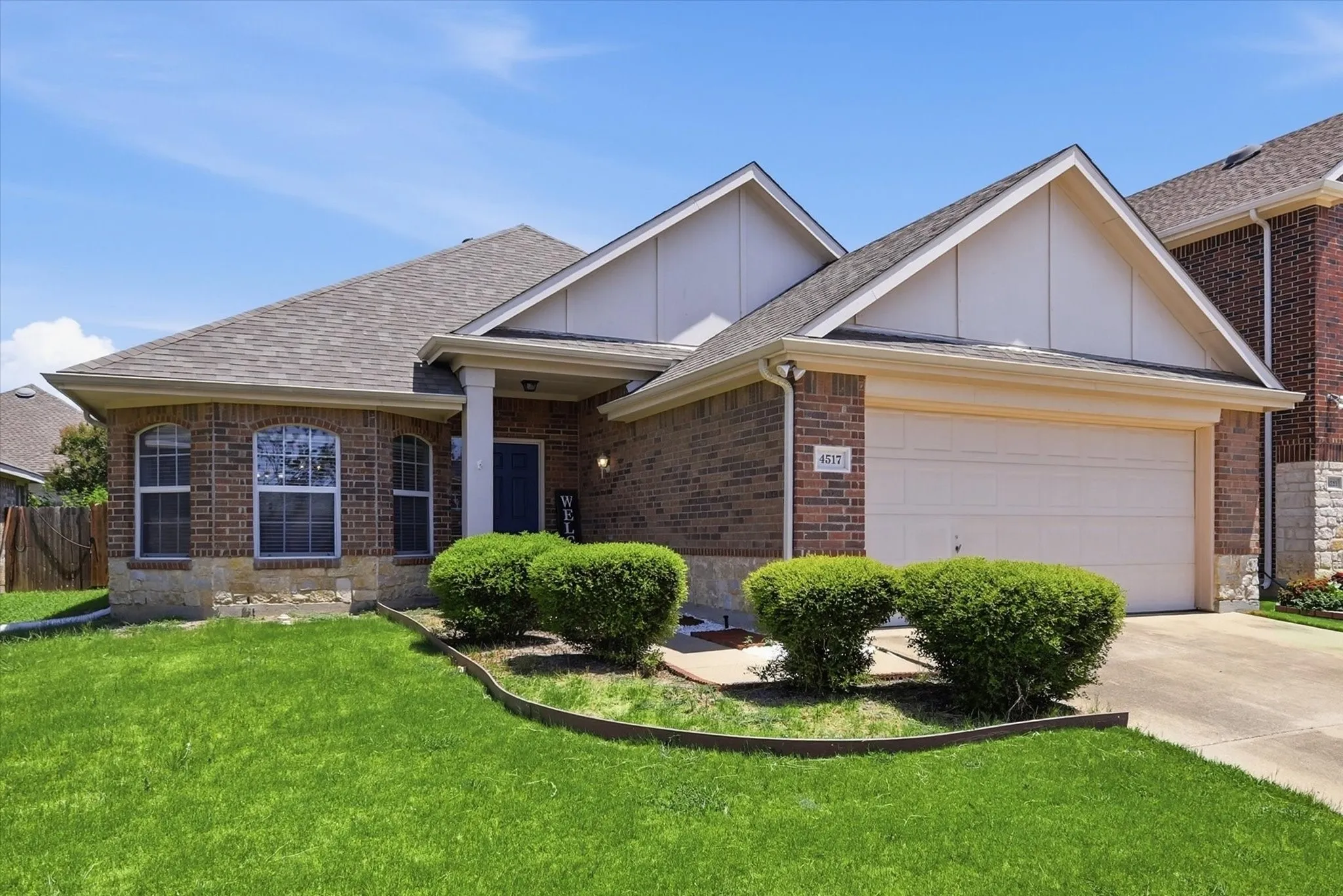 Single Family Residence For Sale in Tarrant County , 4517 Fir Drive, Fort Worth, Texas 76244, 3 Bedroom, 2 Bathroom, 1 Garage spaces, 1,795 Sqft, built in 2003, mls#21324053, Real Estate Agent in Fort Worth, Homes For Sale in Tarrant county, Homes For Sale in Fort Worth, Realtor in Fort Worth Texas, Real Estate Brokerage Independent Realty Texas, Luminita Cordes Realtor