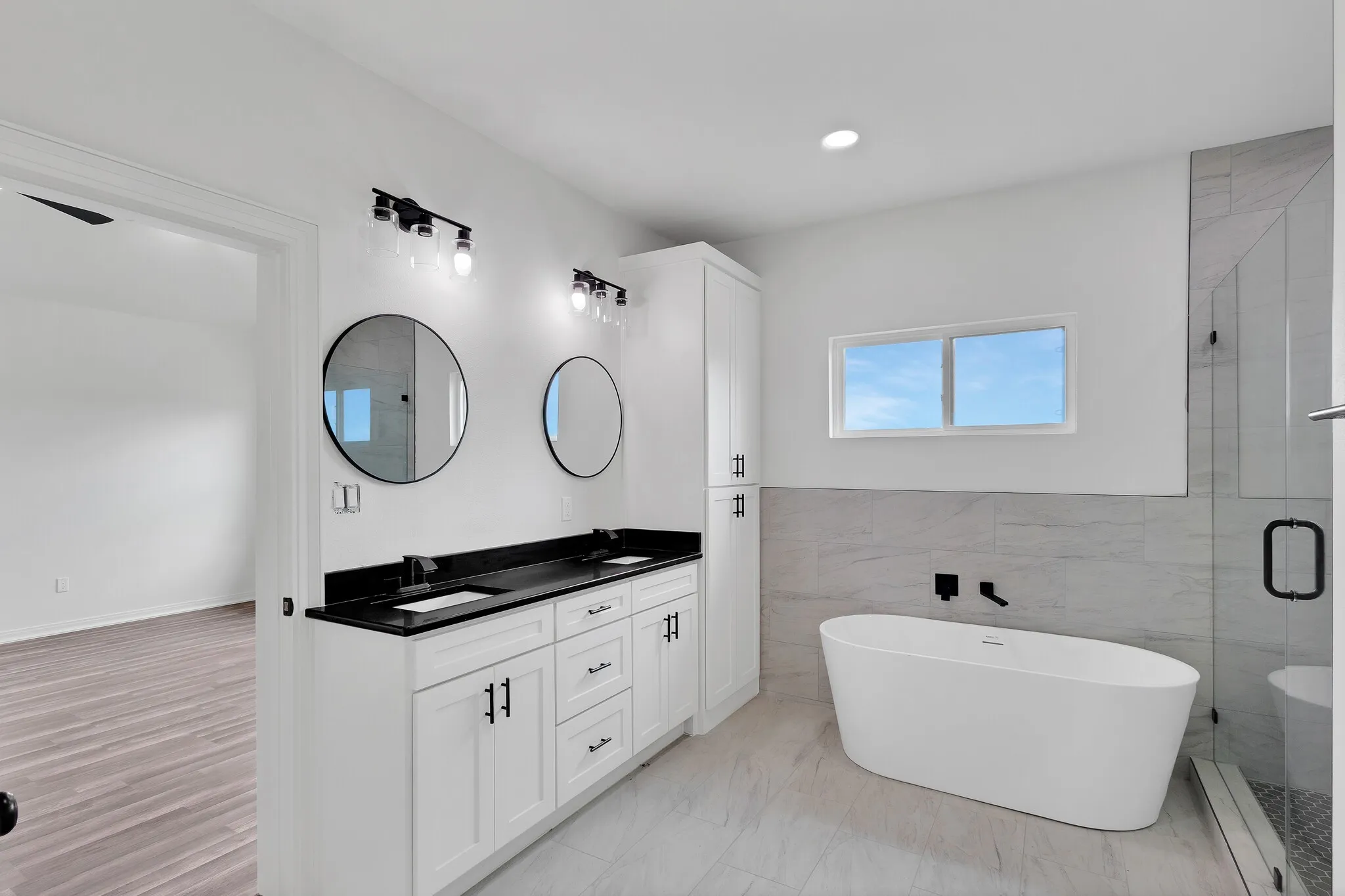 Single Family Residence For Sale in Ellis County , 901 Old Maypearl Road, Waxahachie, Texas 75167, 4 Bedroom, 4 Bathroom, 2 Garage spaces, 2,507 Sqft, built in 2026, mls#21328009, Real Estate Agent in Waxahachie, Homes For Sale in Ellis county, Homes For Sale in Waxahachie, Realtor in Waxahachie Texas, Real Estate Brokerage Independent Realty Texas, Luminita Cordes Realtor
