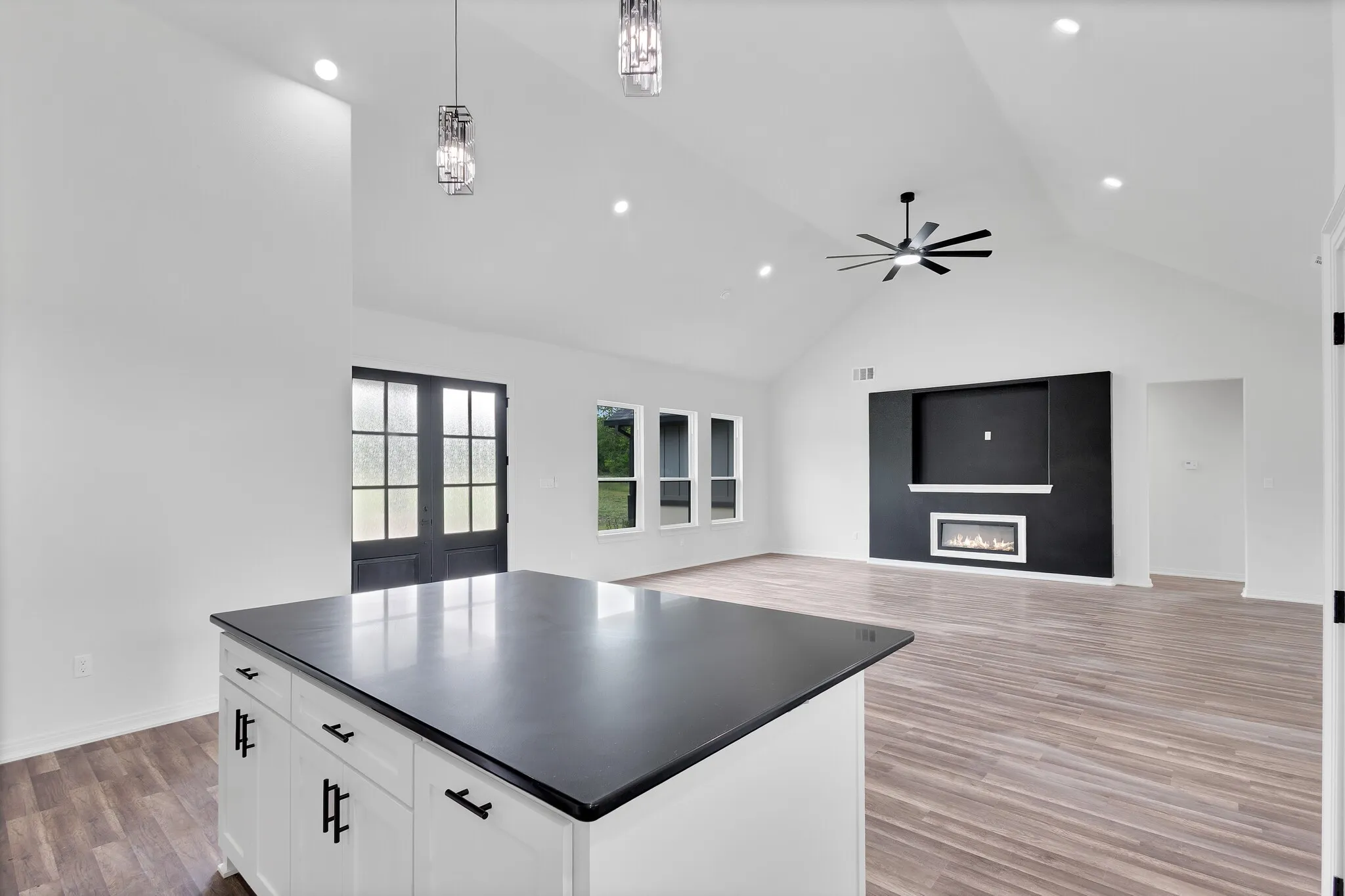Single Family Residence For Sale in Ellis County , 901 Old Maypearl Road, Waxahachie, Texas 75167, 4 Bedroom, 4 Bathroom, 2 Garage spaces, 2,507 Sqft, built in 2026, mls#21328009, Real Estate Agent in Waxahachie, Homes For Sale in Ellis county, Homes For Sale in Waxahachie, Realtor in Waxahachie Texas, Real Estate Brokerage Independent Realty Texas, Luminita Cordes Realtor
