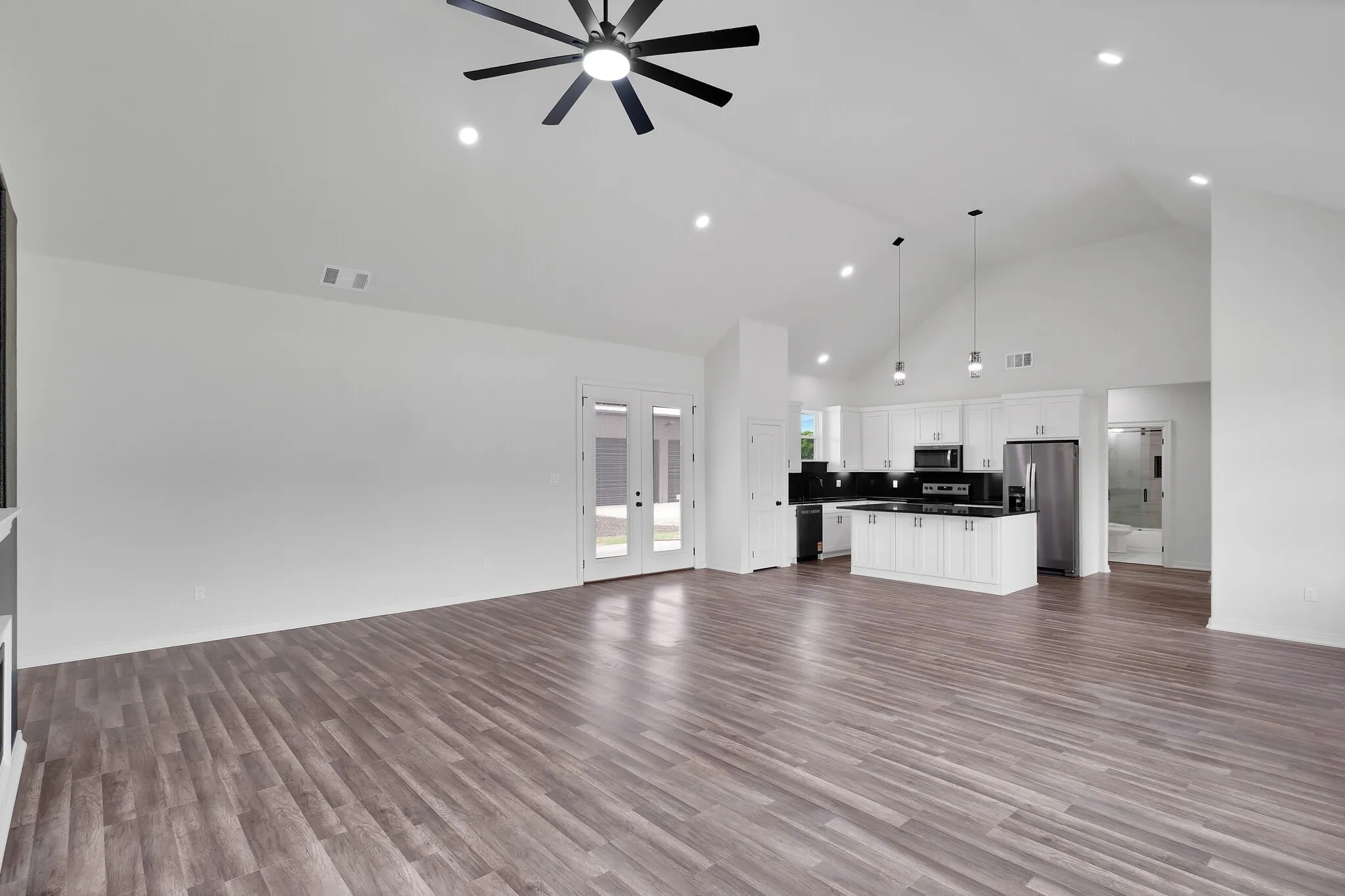 Single Family Residence For Sale in Ellis County , 901 Old Maypearl Road, Waxahachie, Texas 75167, 4 Bedroom, 4 Bathroom, 2 Garage spaces, 2,507 Sqft, built in 2026, mls#21328009, Real Estate Agent in Waxahachie, Homes For Sale in Ellis county, Homes For Sale in Waxahachie, Realtor in Waxahachie Texas, Real Estate Brokerage Independent Realty Texas, Luminita Cordes Realtor