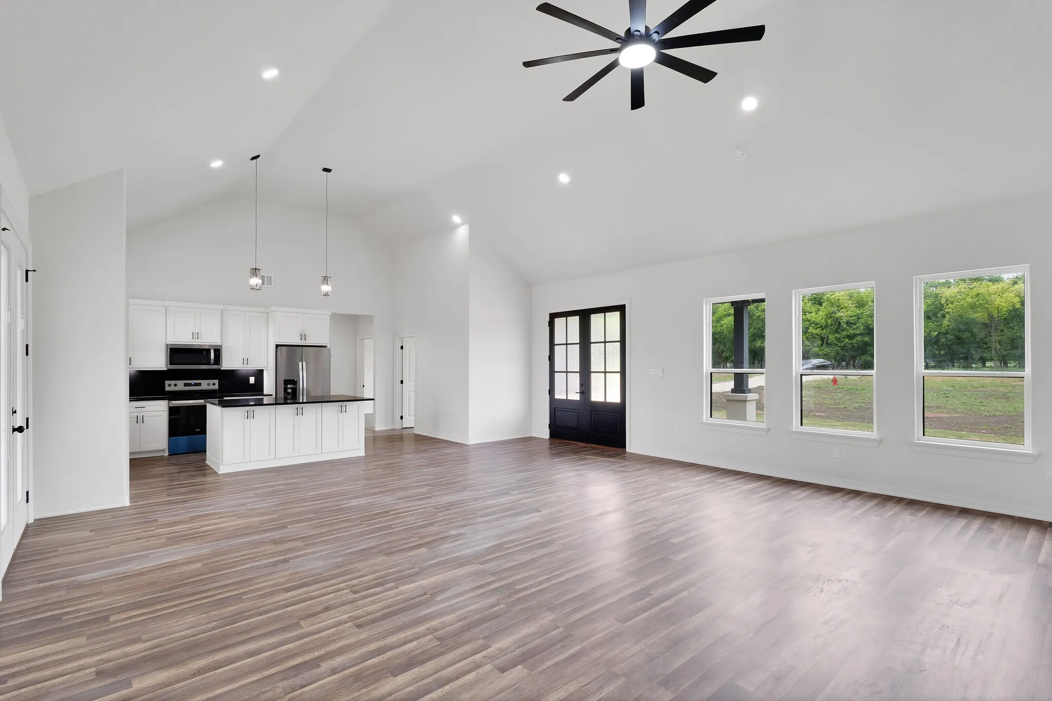 Single Family Residence For Sale in Ellis County , 901 Old Maypearl Road, Waxahachie, Texas 75167, 4 Bedroom, 4 Bathroom, 2 Garage spaces, 2,507 Sqft, built in 2026, mls#21328009, Real Estate Agent in Waxahachie, Homes For Sale in Ellis county, Homes For Sale in Waxahachie, Realtor in Waxahachie Texas, Real Estate Brokerage Independent Realty Texas, Luminita Cordes Realtor