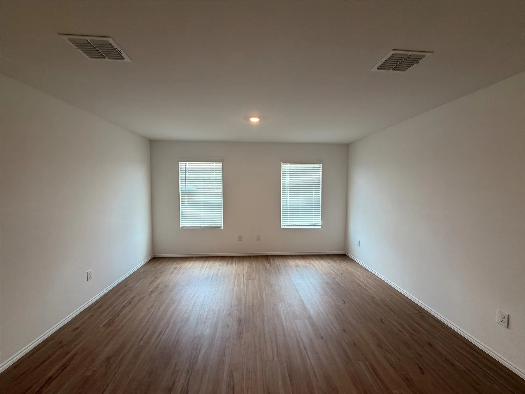Single Family Residence For Sale in Ellis County , 465 Whistlestop Way, Ferris, Texas 75125, 3 Bedroom, 2 Bathroom, Garage spaces, 1,150 Sqft, built in 2023, mls#21328061, Real Estate Agent in Ferris, Homes For Sale in Ellis county, Homes For Sale in Ferris, Realtor in Ferris Texas, Real Estate Brokerage Independent Realty Texas, Luminita Cordes Realtor