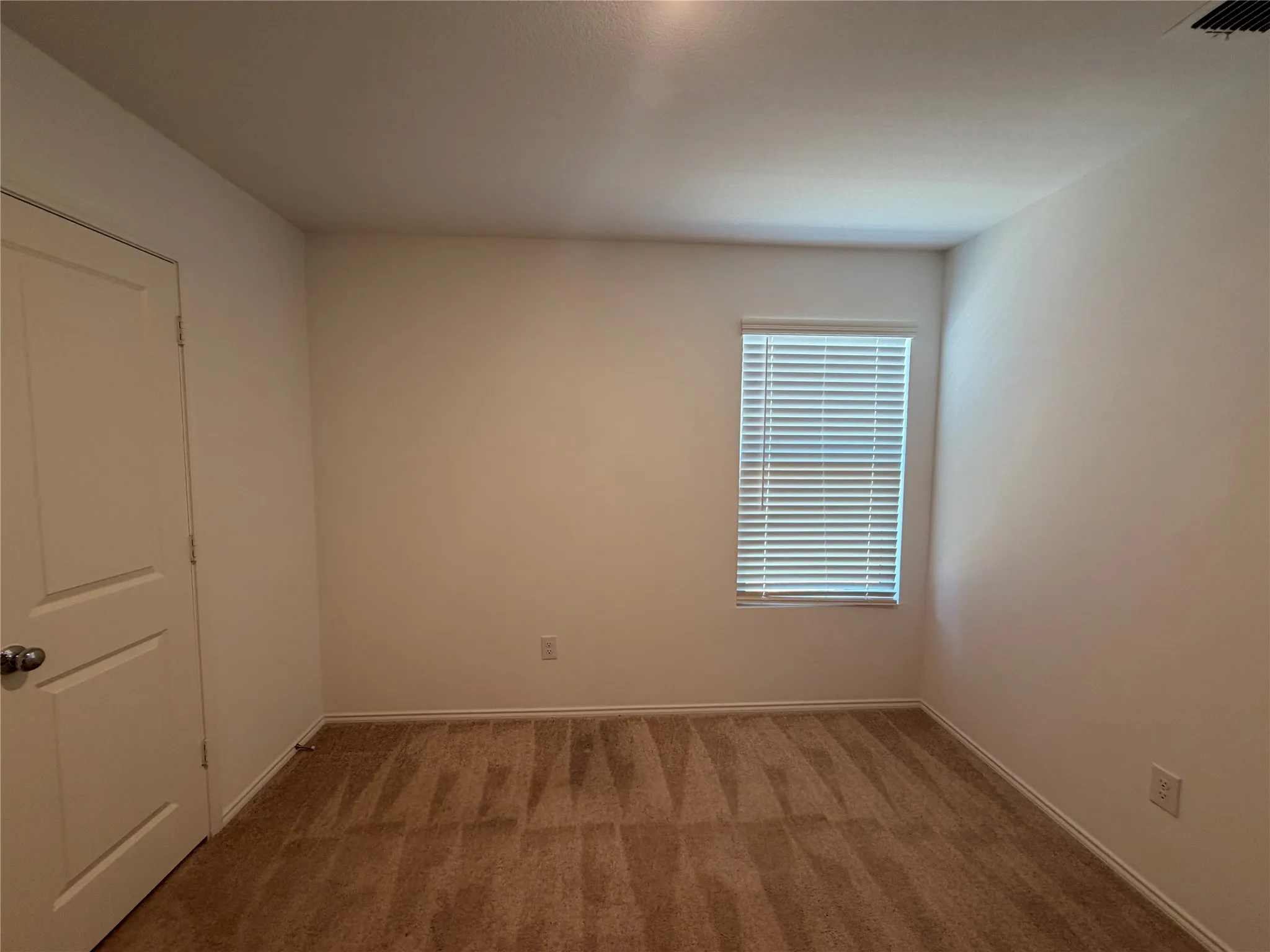 Single Family Residence For Sale in Ellis County , 465 Whistlestop Way, Ferris, Texas 75125, 3 Bedroom, 2 Bathroom, Garage spaces, 1,150 Sqft, built in 2023, mls#21328061, Real Estate Agent in Ferris, Homes For Sale in Ellis county, Homes For Sale in Ferris, Realtor in Ferris Texas, Real Estate Brokerage Independent Realty Texas, Luminita Cordes Realtor